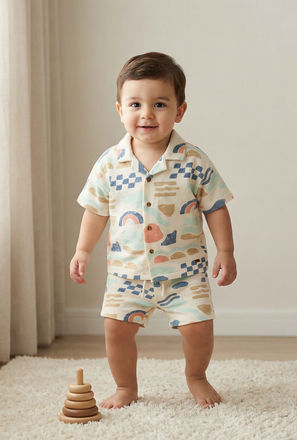 Giggles Collared Short Sleeves Shirt and Shorts Set with Abstract Print