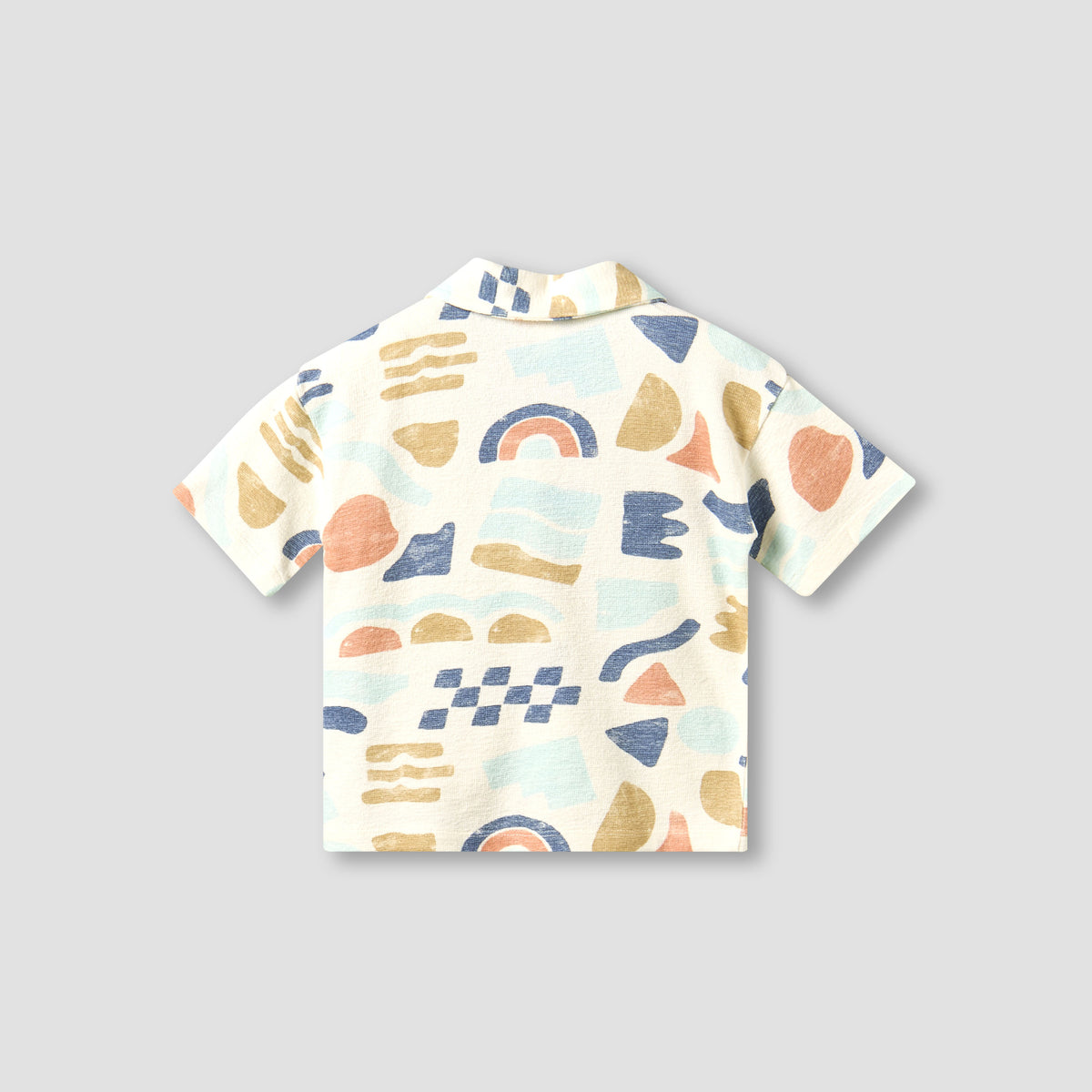 Giggles Collared Short Sleeves Shirt and Shorts Set with Abstract Print
