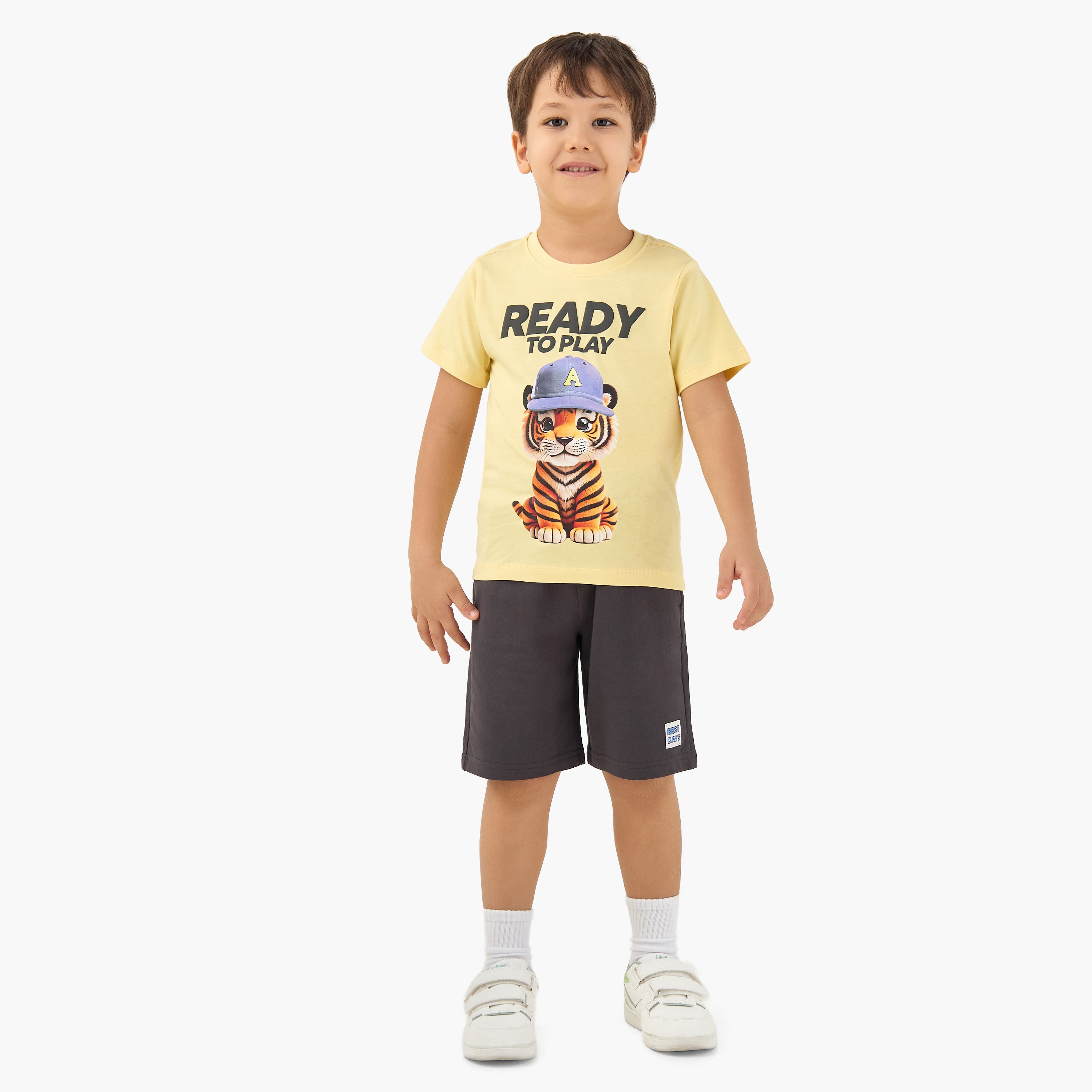 Juniors Crew Neck Short Sleeves T-shirt with Tiger Graphic Print