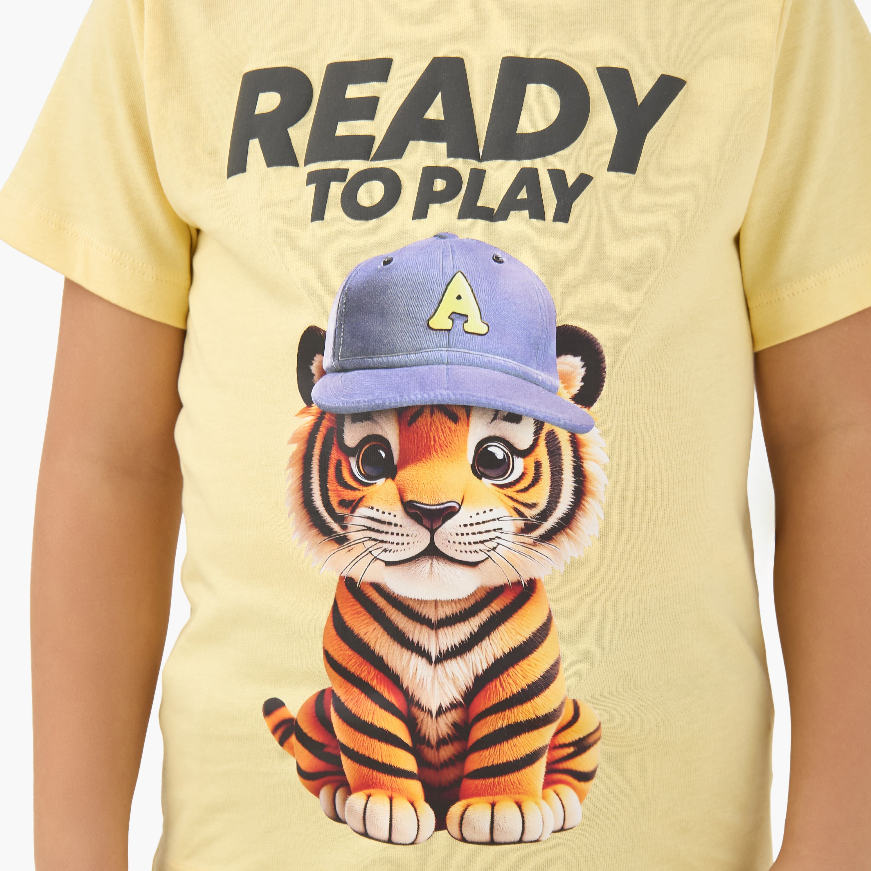 Juniors Crew Neck Short Sleeves T-shirt with Tiger Graphic Print