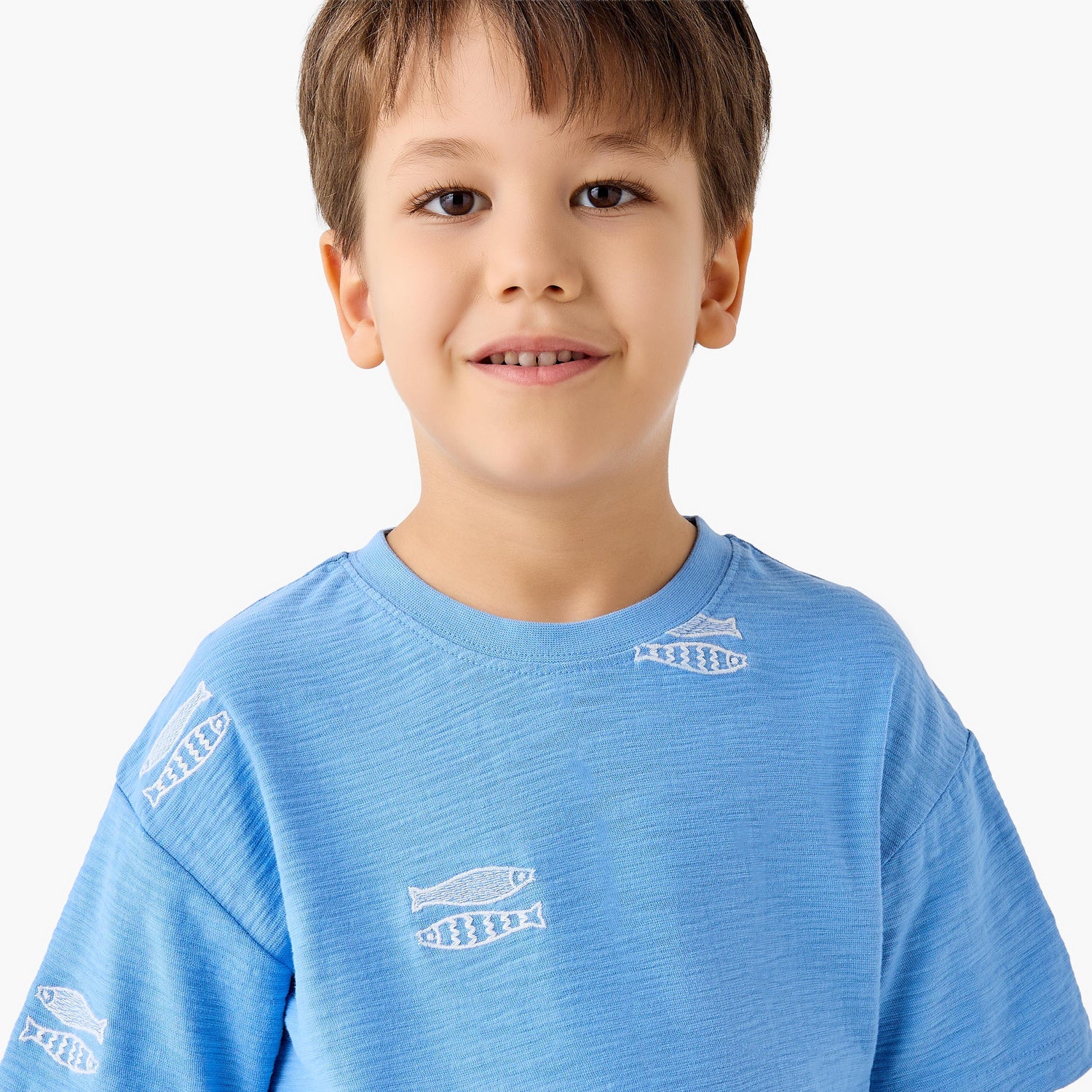 Juniors Crew Neck Short Sleeves T-shirt with Fish Embroidery