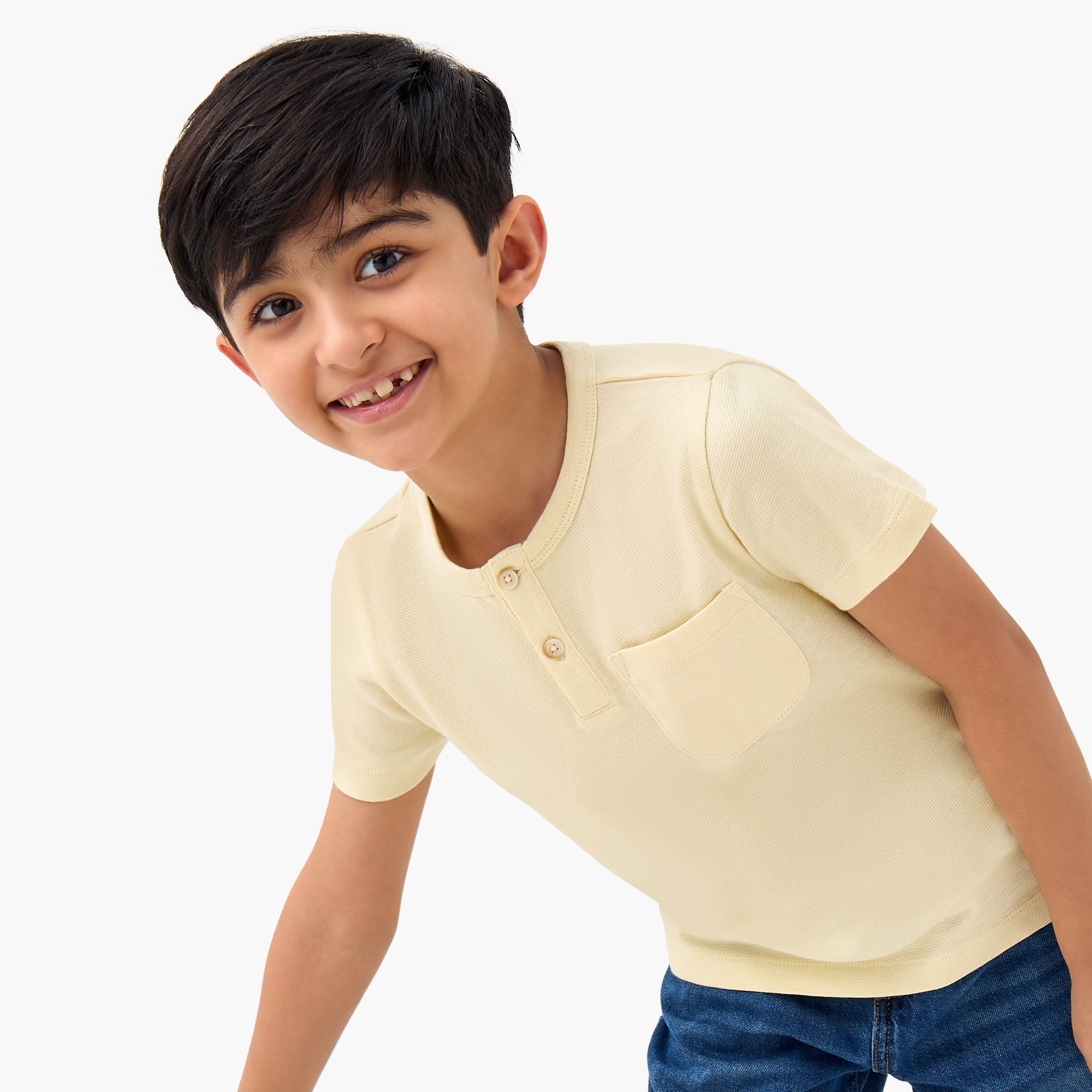 Juniors Henley Neck T-shirt with Pocket - Cotton - Short Sleeves