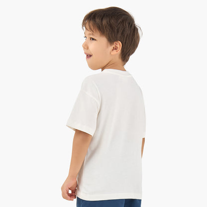 Juniors Crew Neck Short Sleeves T-shirt with Lobster Embossed Design