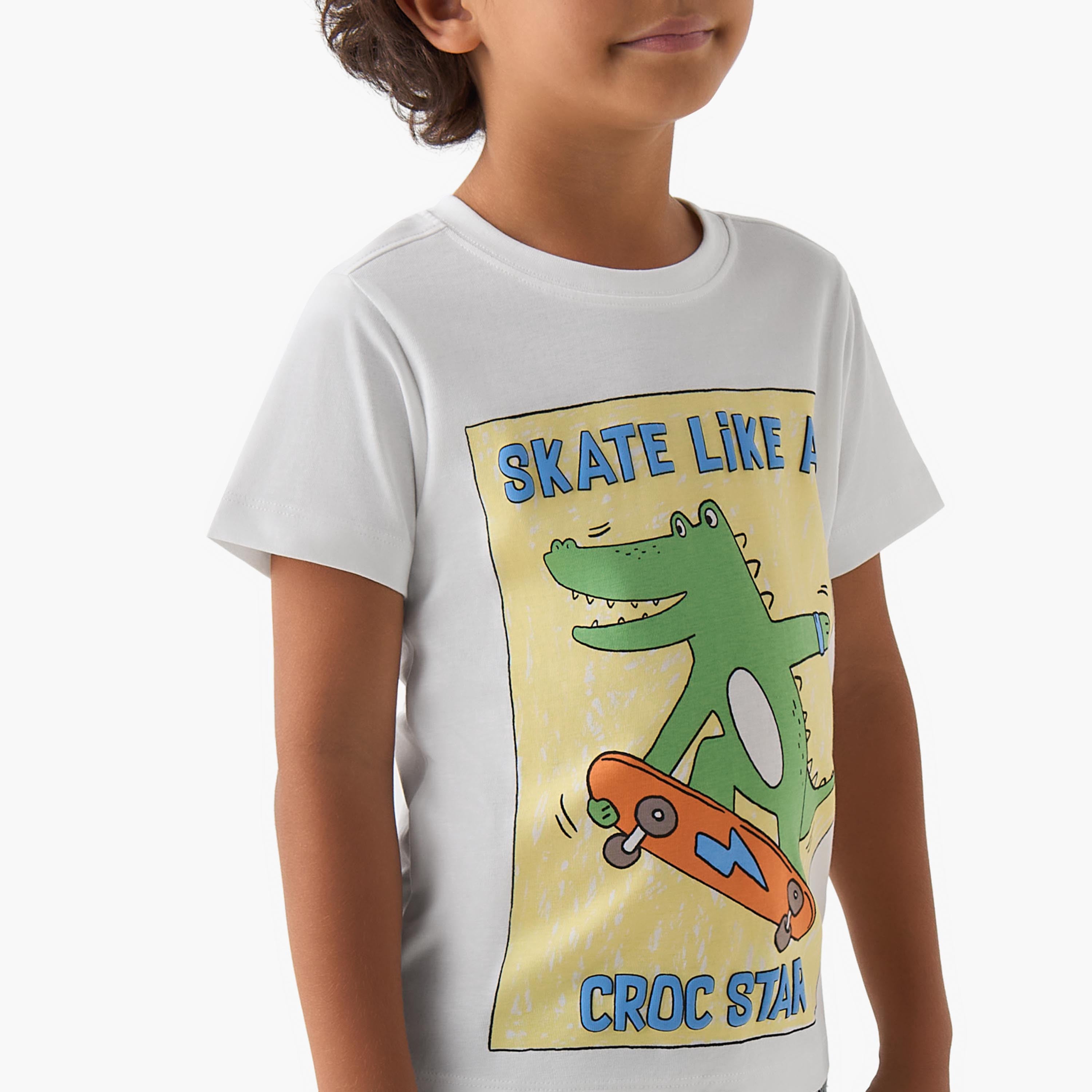 Juniors Crew Neck Short Sleeves T-shirt with Crocodile Graphic Print