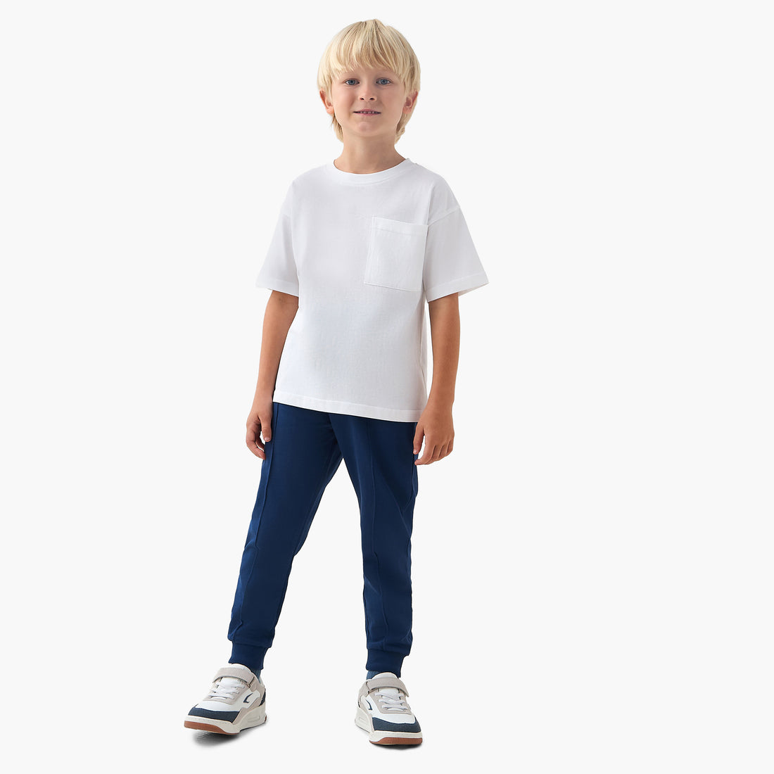 Juniors Crew Neck Short Sleeves T-shirt with Chest Pocket