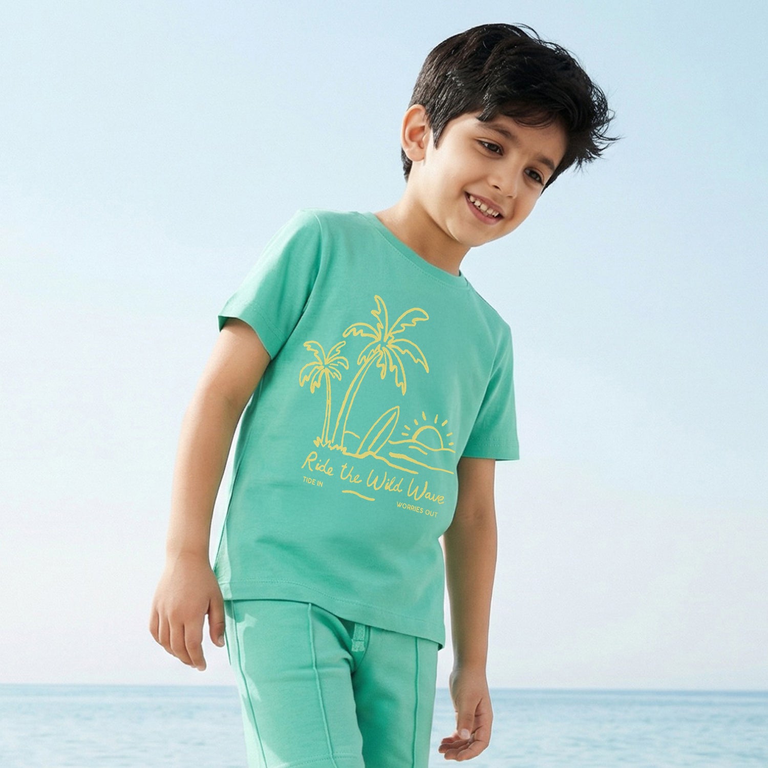 Juniors Crew Neck Short Sleeves T-shirt with Graphic Print - Green / 1-2 yrs