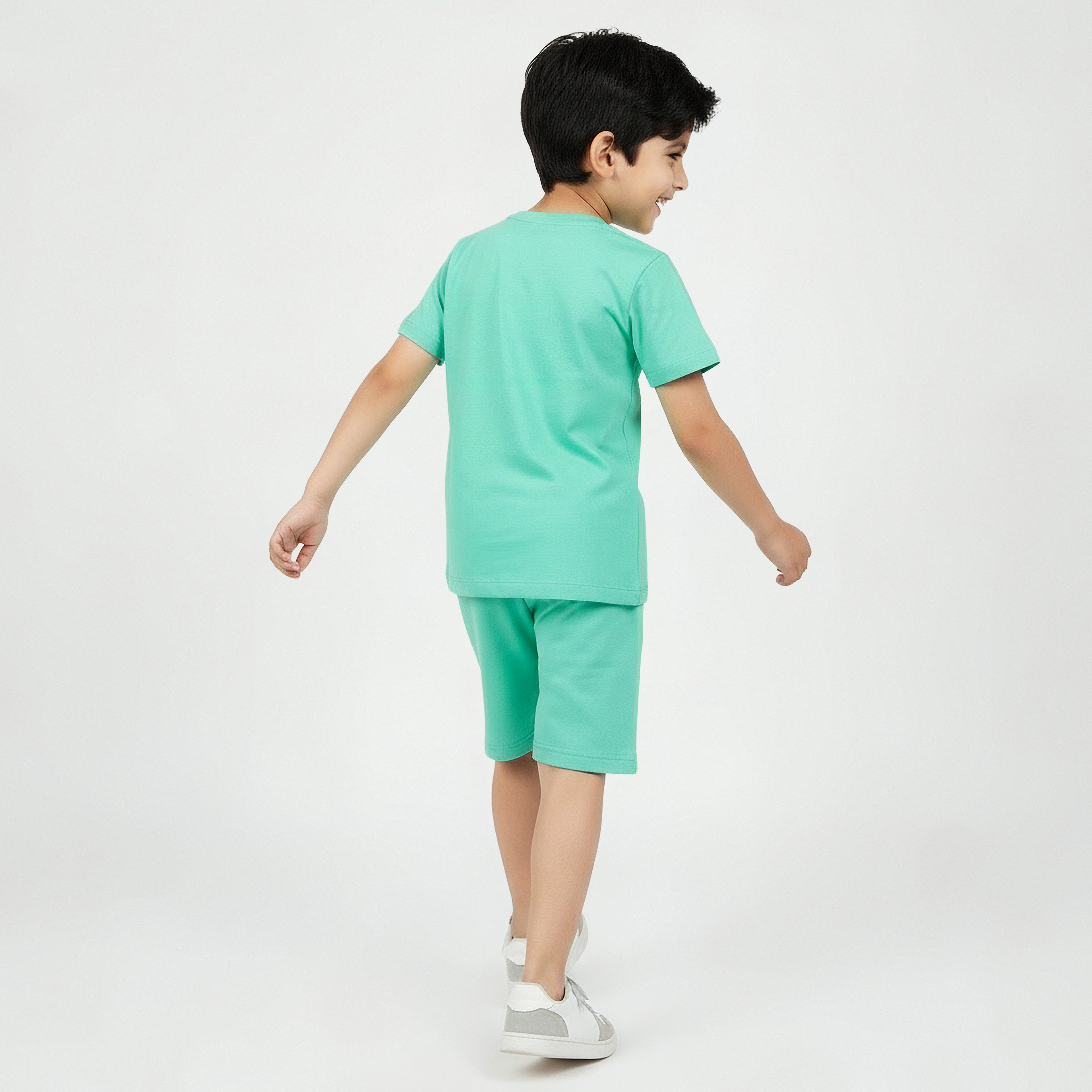 Juniors Crew Neck Short Sleeves T-shirt with Graphic Print