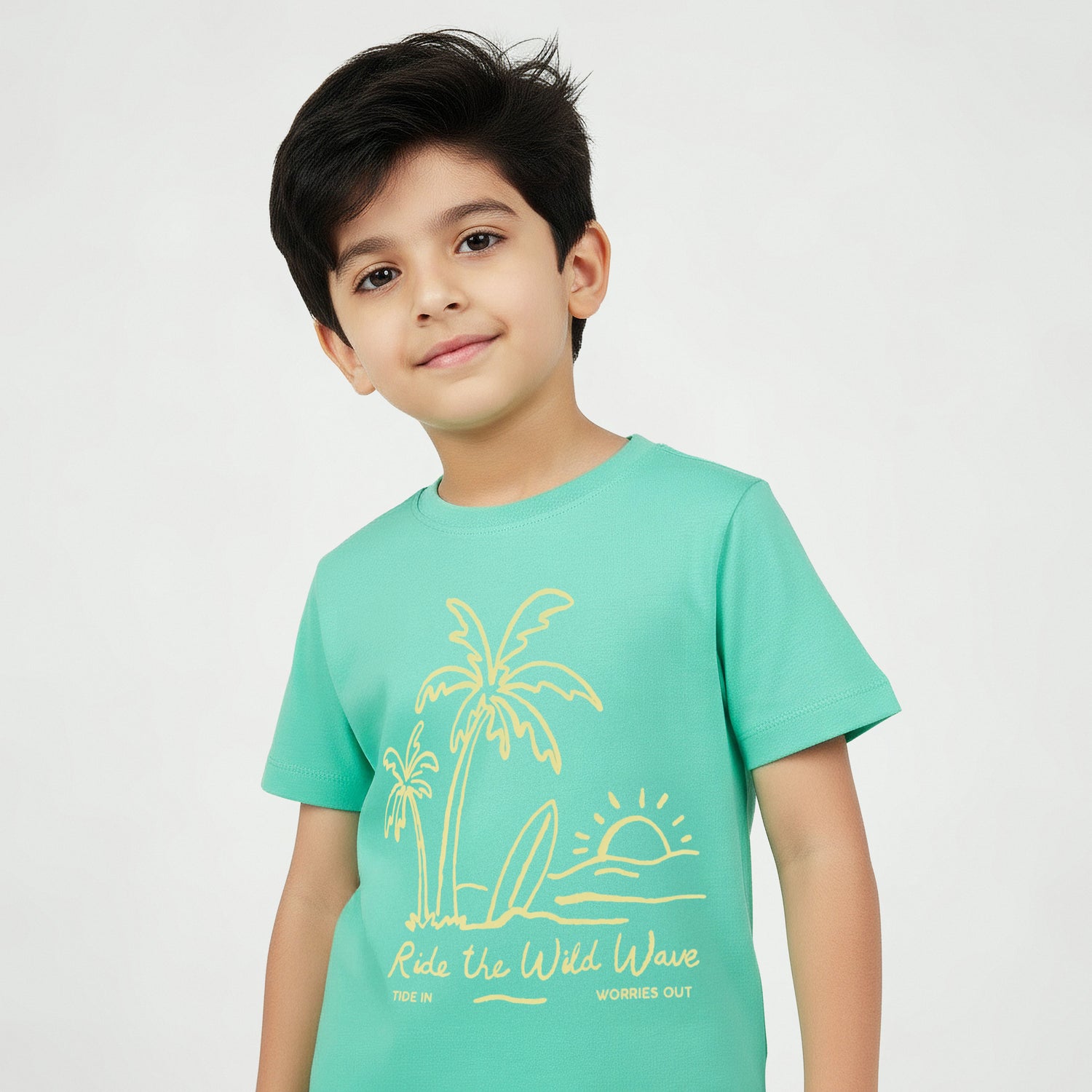 Juniors Crew Neck Short Sleeves T-shirt with Graphic Print