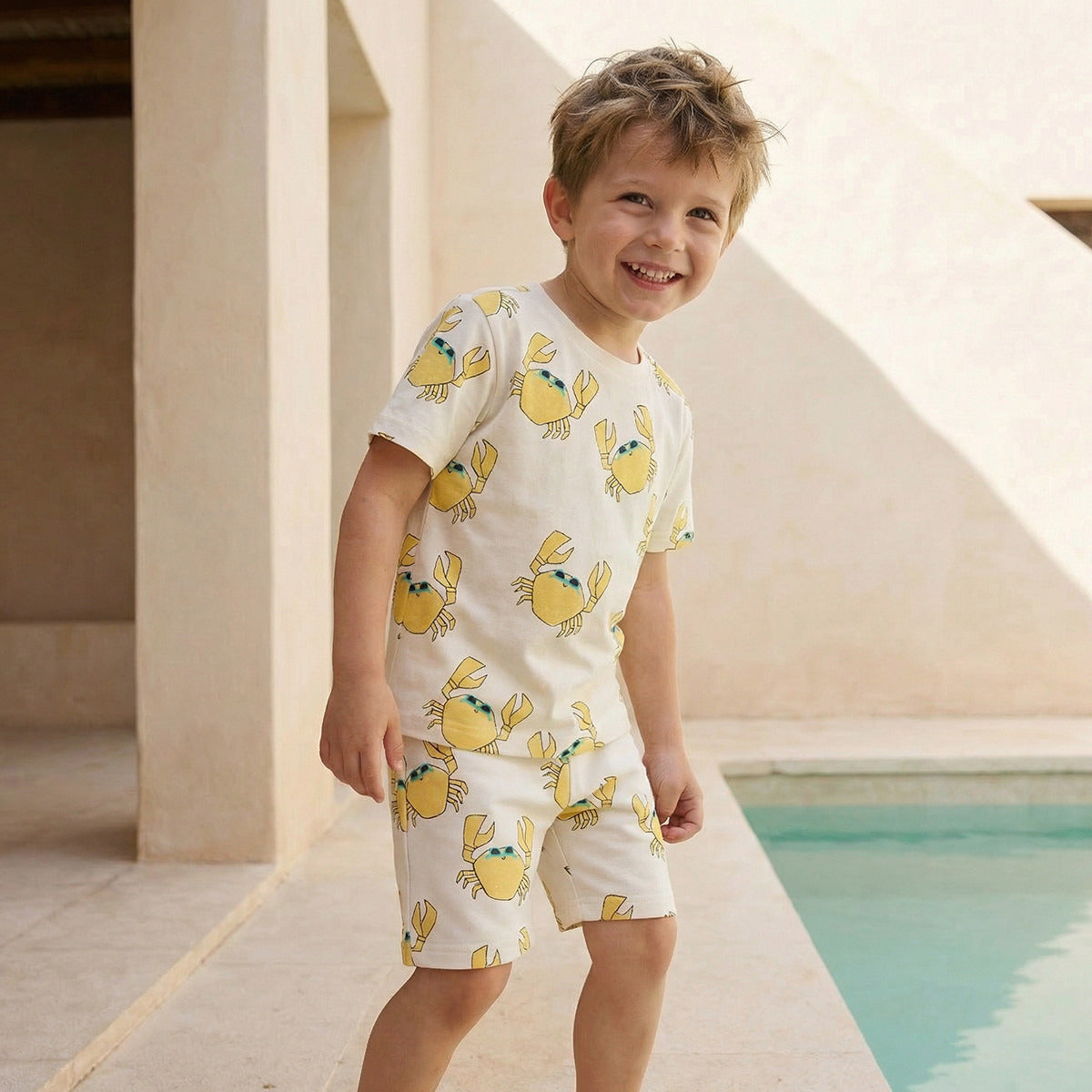 Juniors Crew Neck Short Sleeves T-shirt with Crab Print