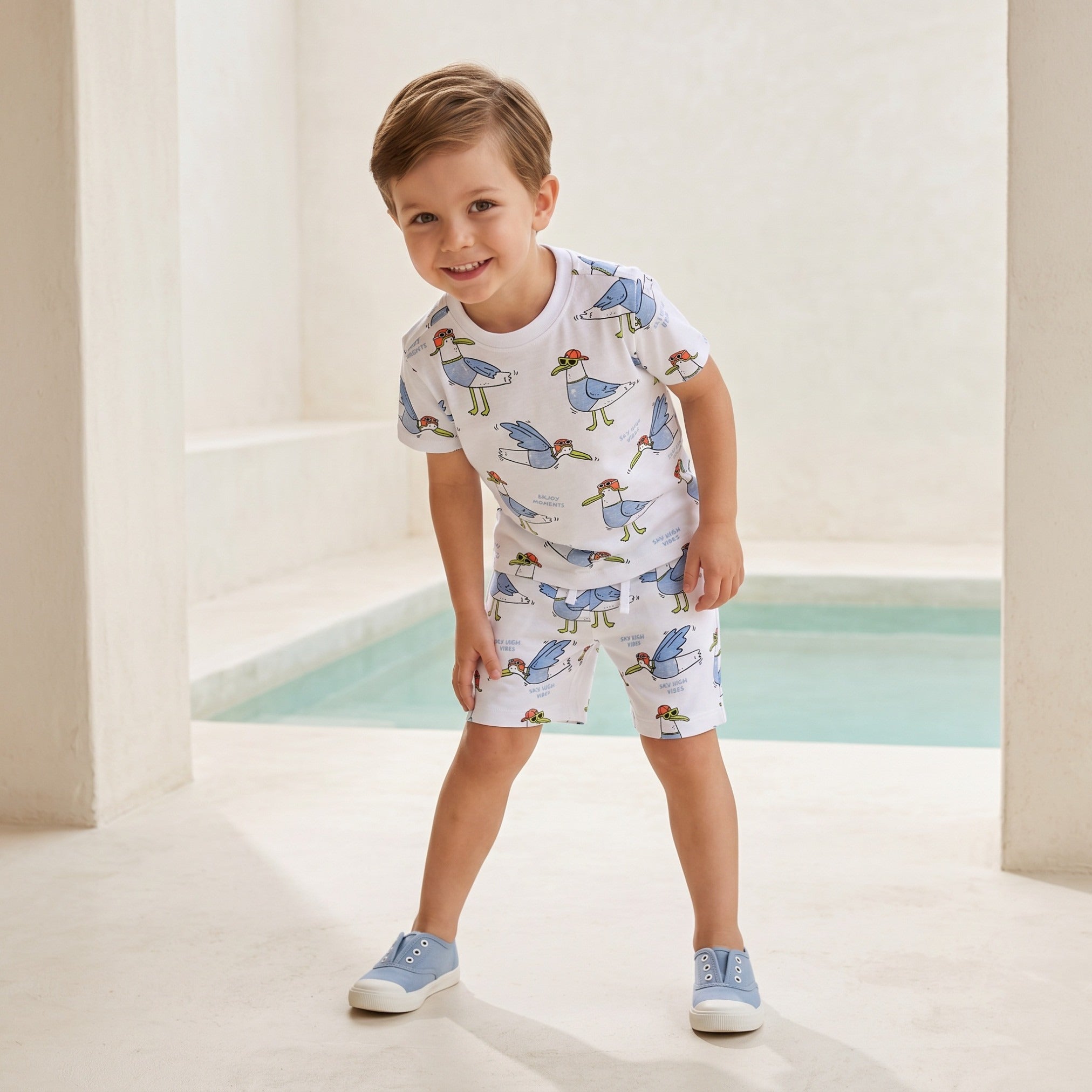 Juniors Crew Neck Short Sleeves T-shirt with Seagull Print