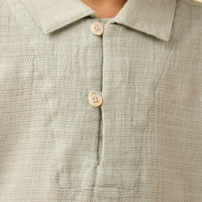 Juniors Short Sleeves Collared T-shirt with Textured Design