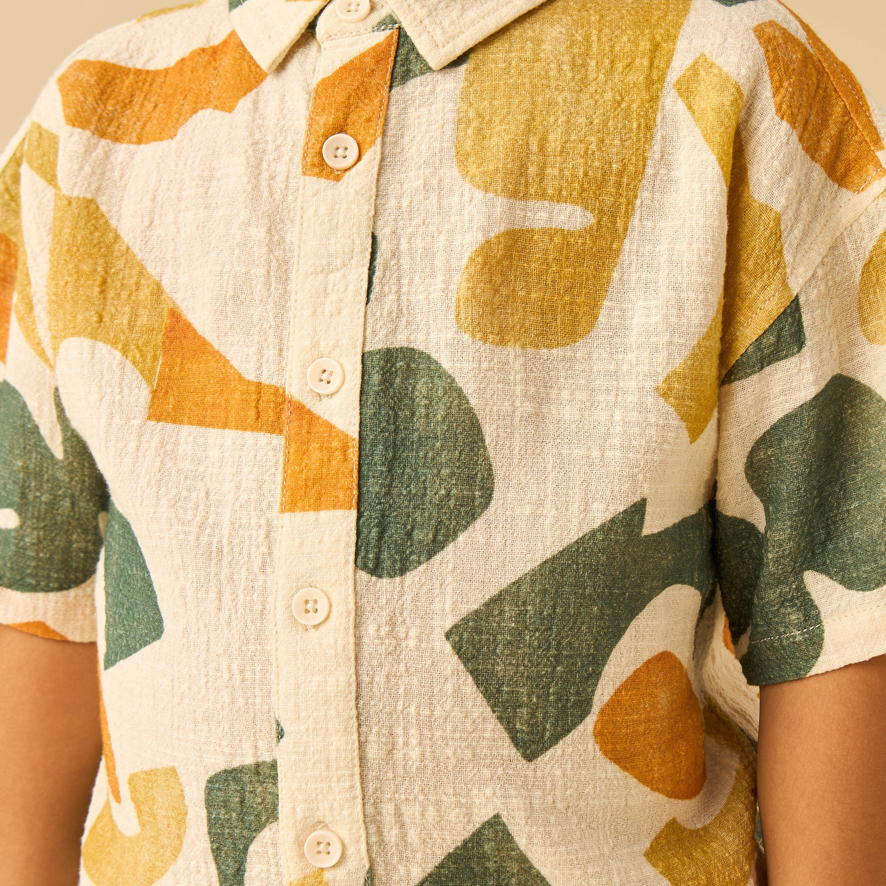 Juniors Short Sleeves Shirt with Print