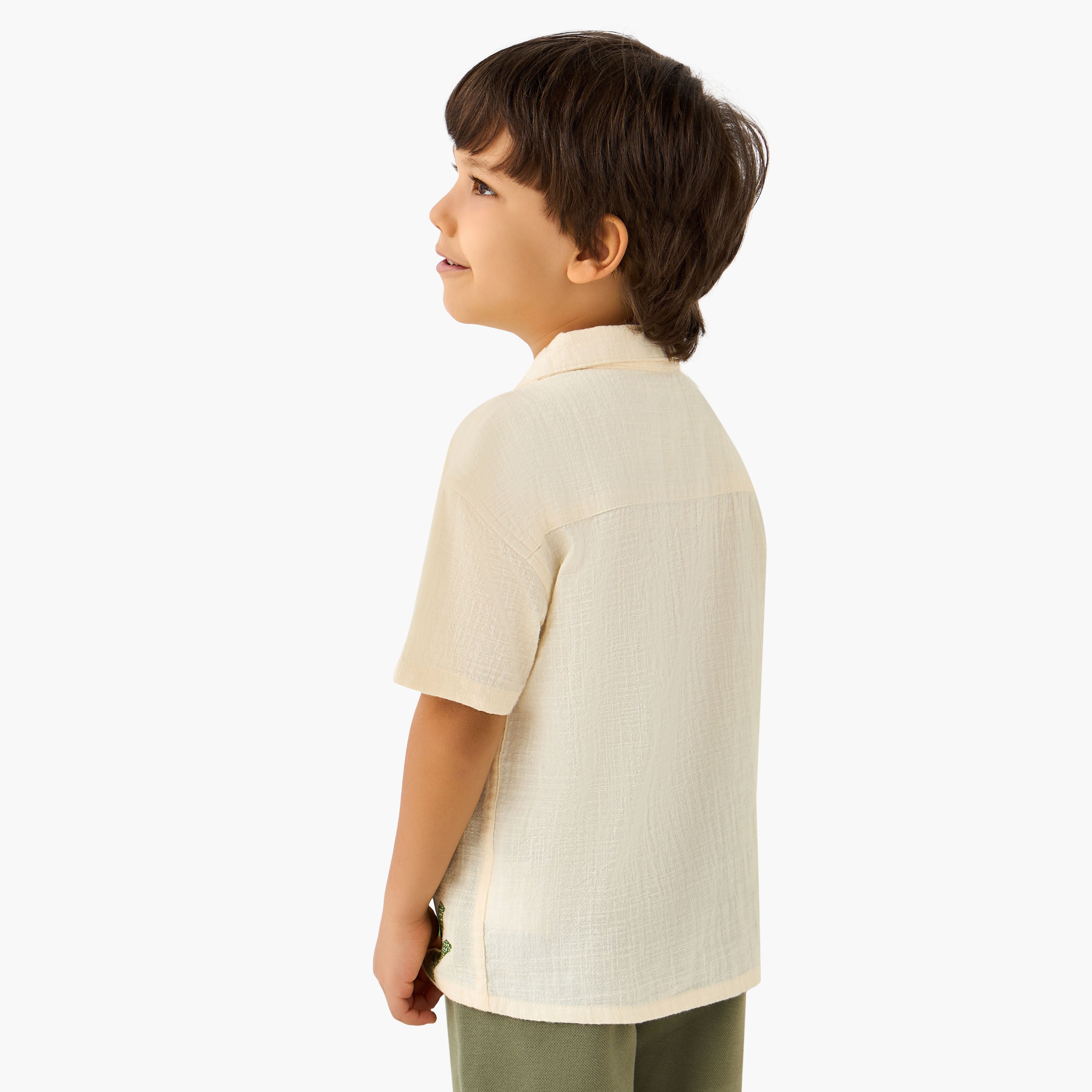 Juniors Short Sleeve Shirt with Applique