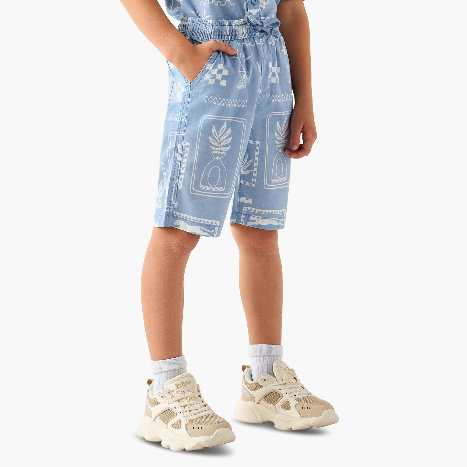 Juniors Collared Short Sleeves Shirt and Shorts Set with Fun Print