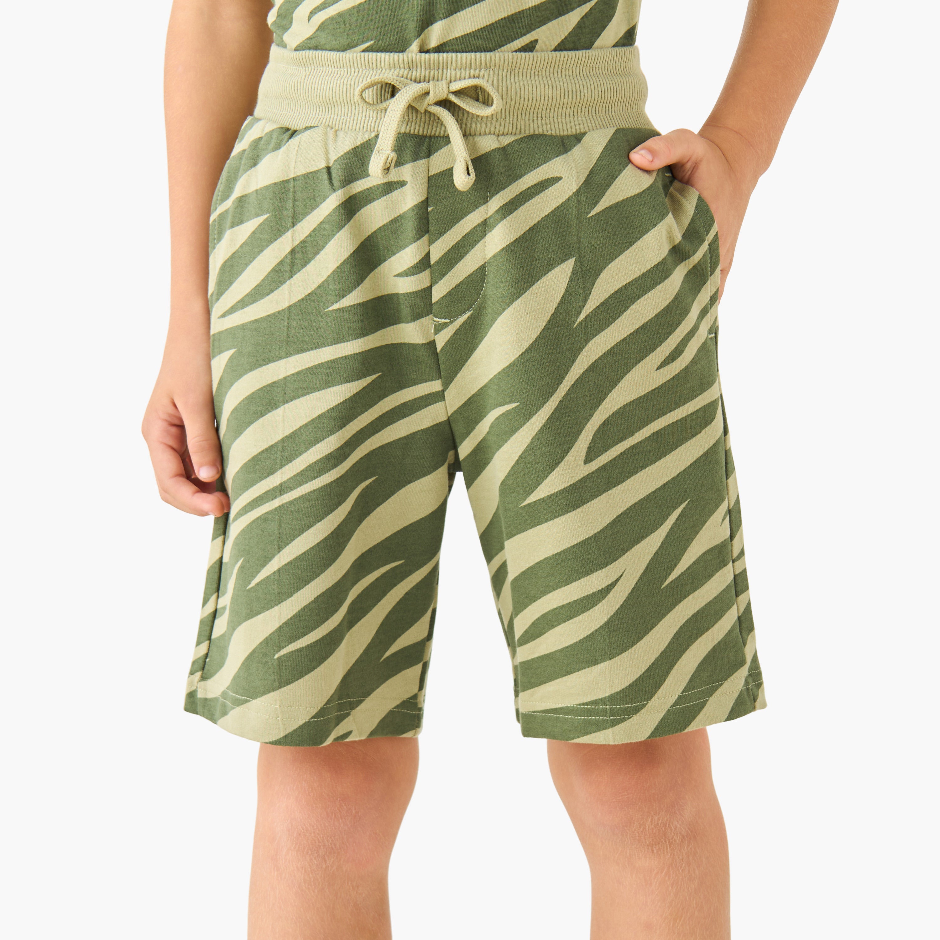 Set of 3 Juniors Crew Neck Short Sleeves T-shirt and Shorts Set with Print