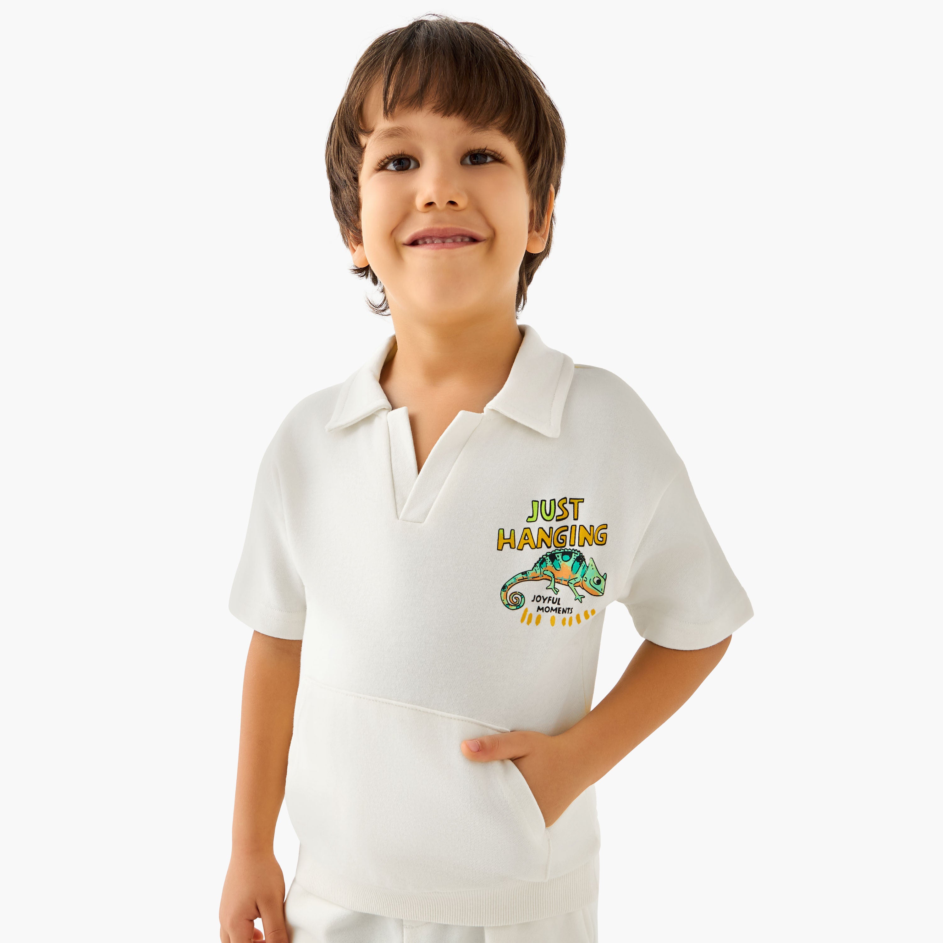 Juniors Collared Neck Short Sleeve Polo T-shirt and Shorts Set with Chameleon Print