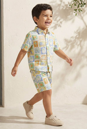 Juniors Collared Short Sleeves Shirt and Shorts Set with Tile Print