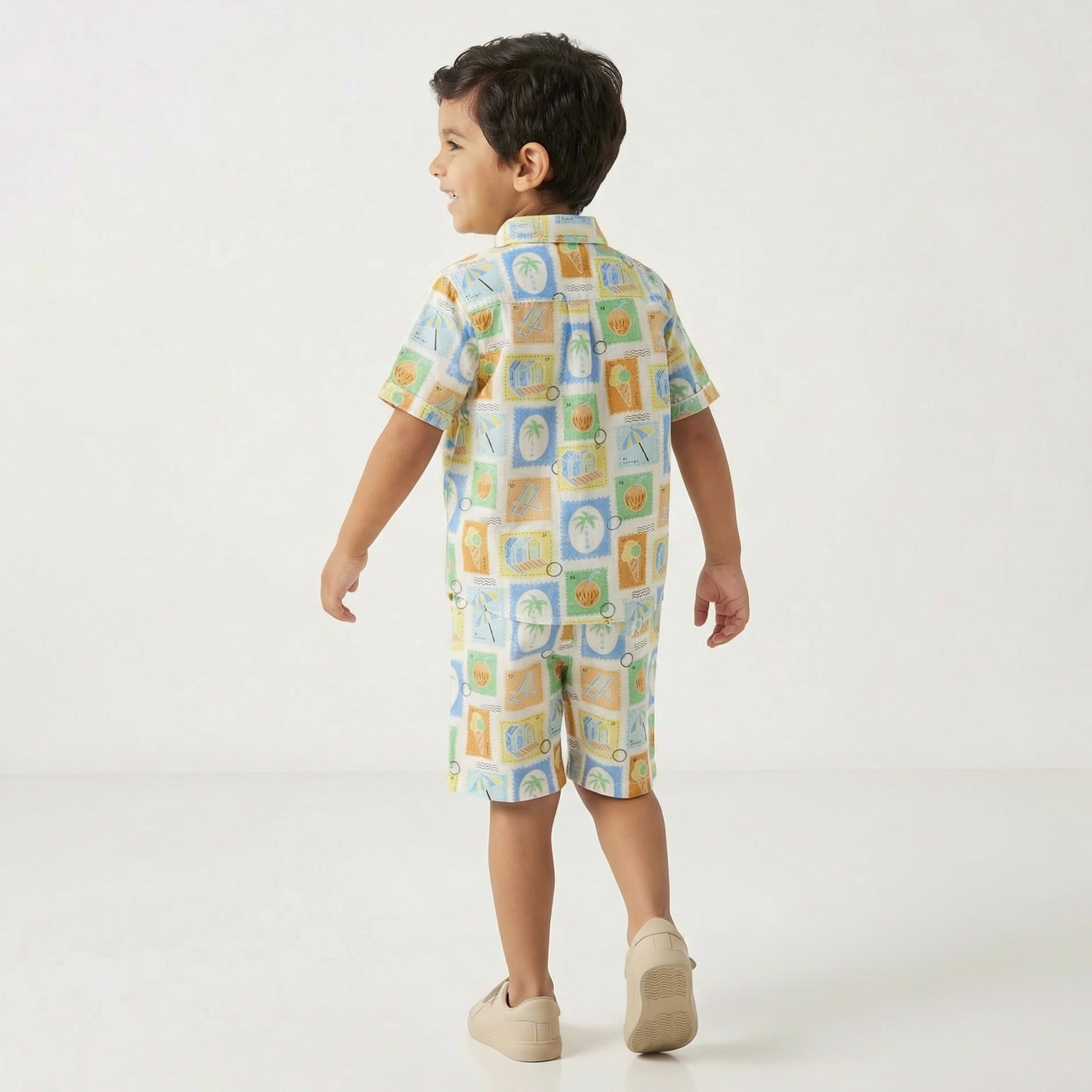 Juniors Collared Short Sleeves Shirt and Shorts Set with Tile Print