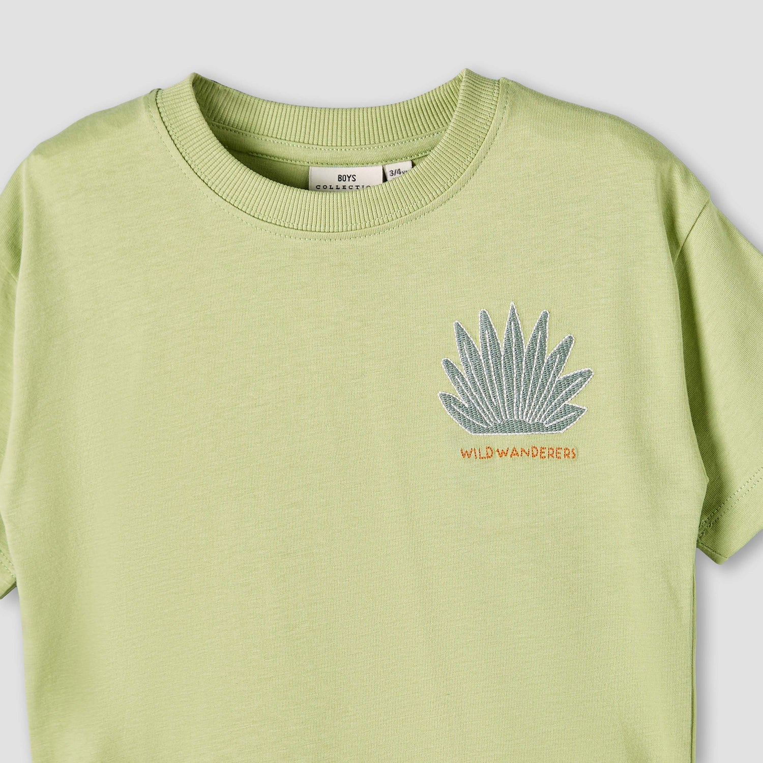 Juniors Crew Neck Short Sleeves T-shirt and Shorts Set with Embroidery