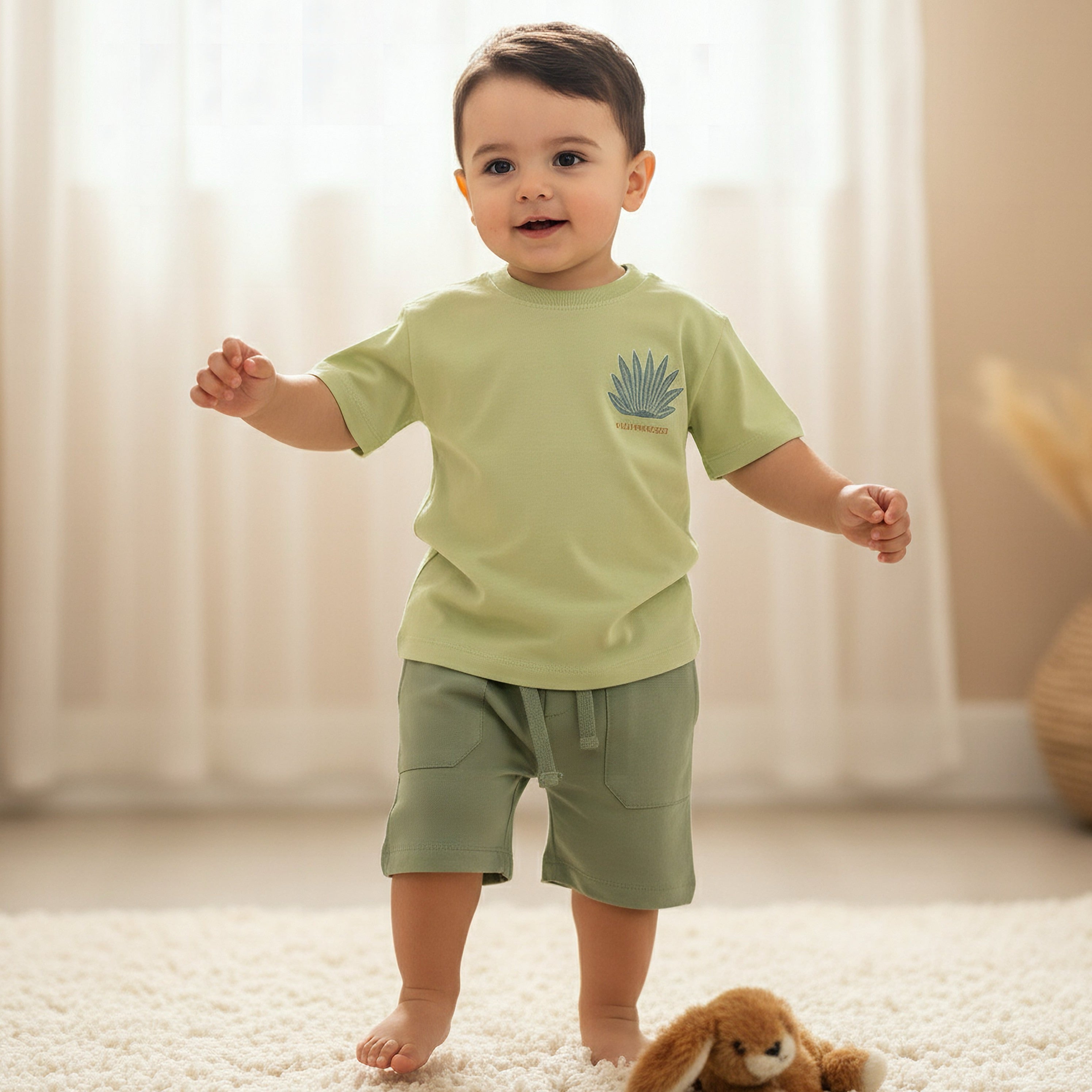 Juniors Crew Neck Short Sleeves T-shirt and Shorts Set with Embroidery - Green / 6-7 yrs