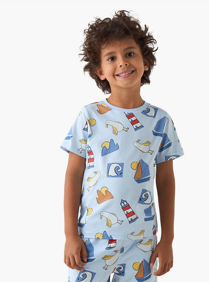 Set of 3 Juniors Crew Neck Short Sleeves T-shirt and Shorts Set with Graphic Print-boys-clothing-setsandcoords-image-2