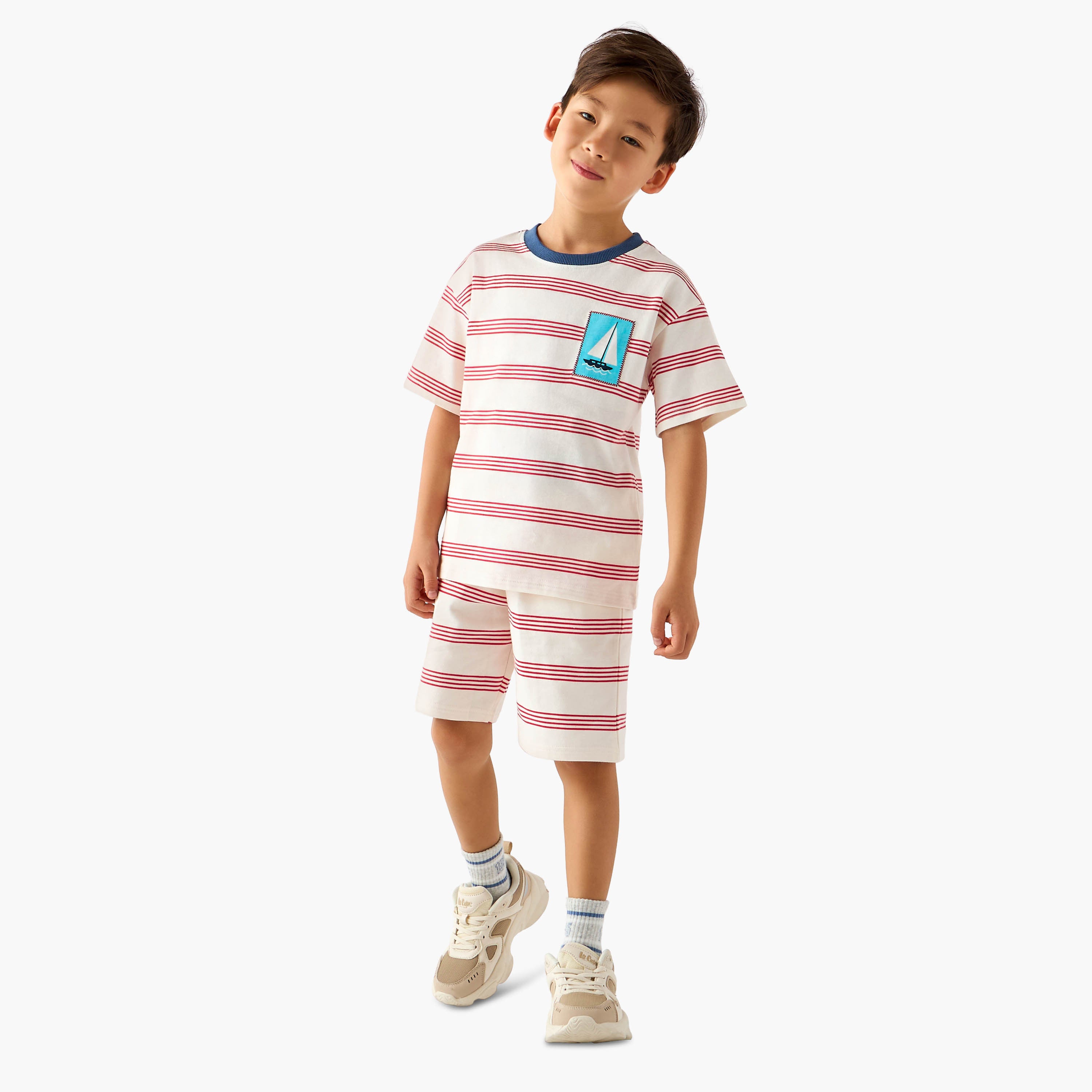 Set of 3 Juniors Crew Neck Short Sleeve T-shirt and Shorts Set with Applique Accent