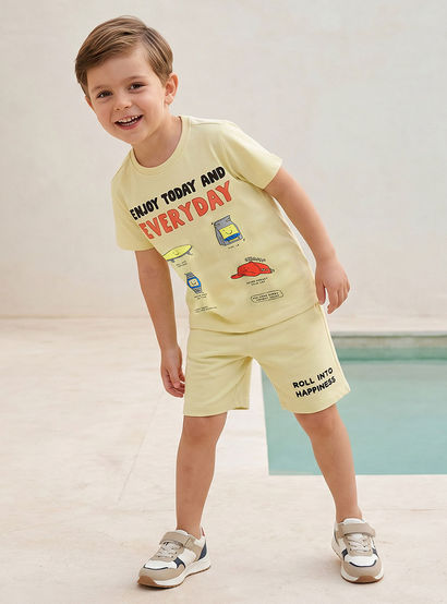 Set of 3 Juniors Crew Neck Short Sleeve T-shirt and Shorts Set with Assorted Print-boys-clothing-setsandcoords-image-9
