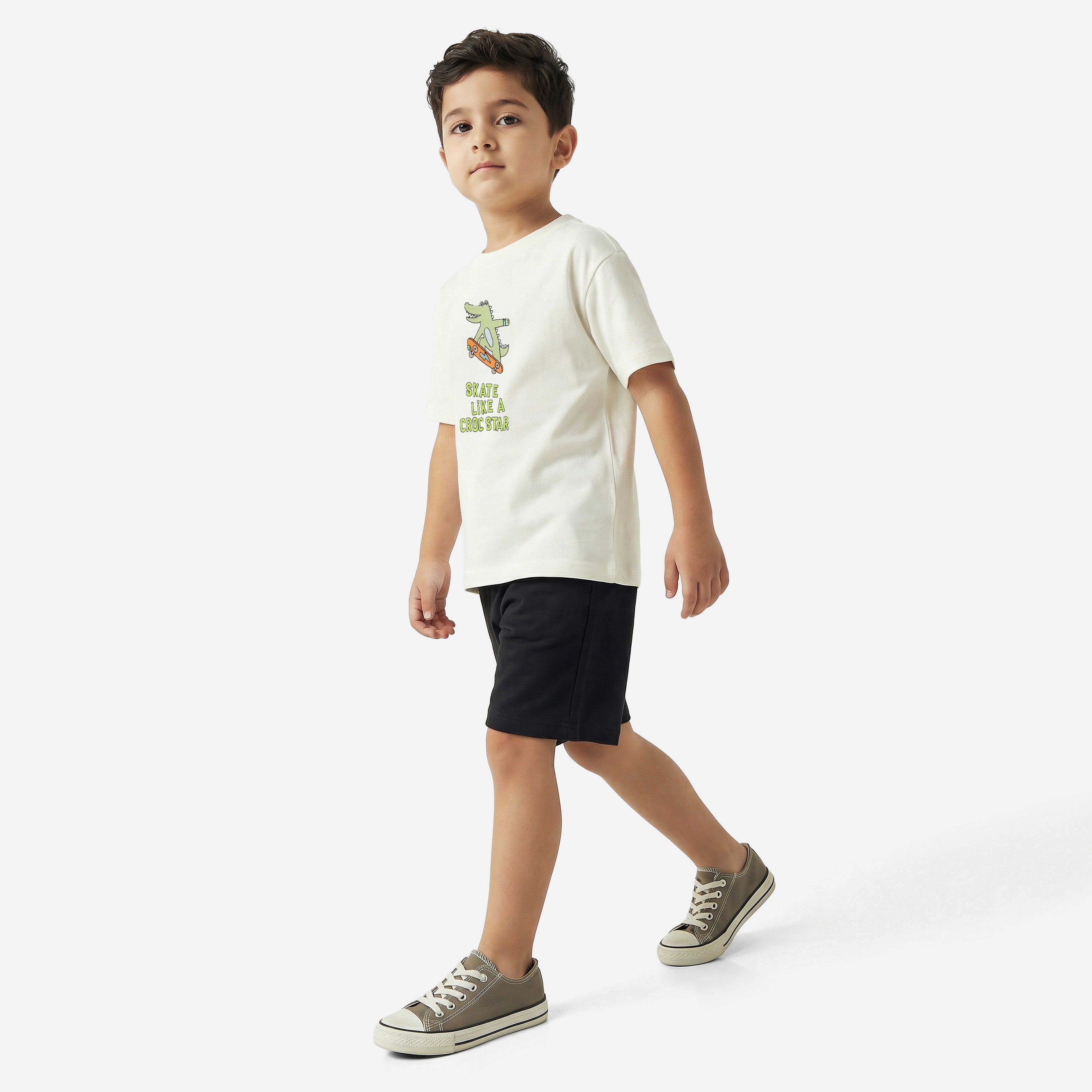 Juniors Crew Neck Short Sleeves T-shirt and Shorts Set with Crocodile Embroidery