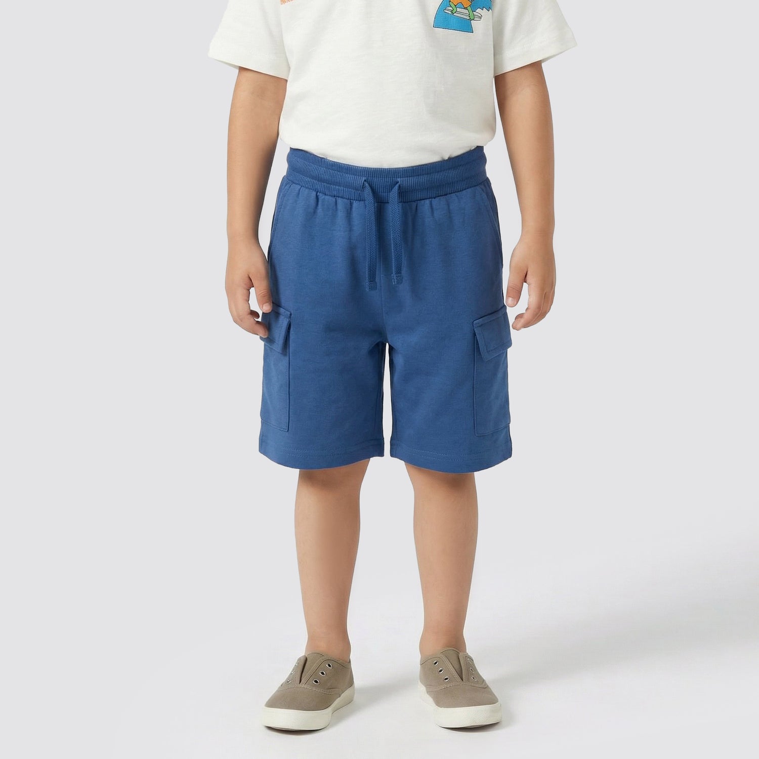 Juniors Crew Neck Short Sleeves T-shirt and Shorts Set with Graphic Print
