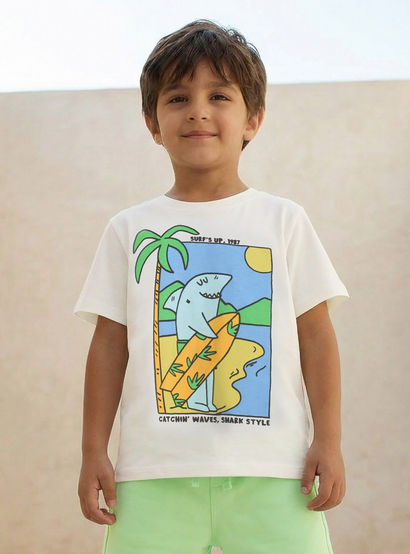 Set of 3 Juniors Crew Neck Short Sleeves T-shirt and Shorts Set with Graphic Print-boys-clothing-setsandcoords-image-2