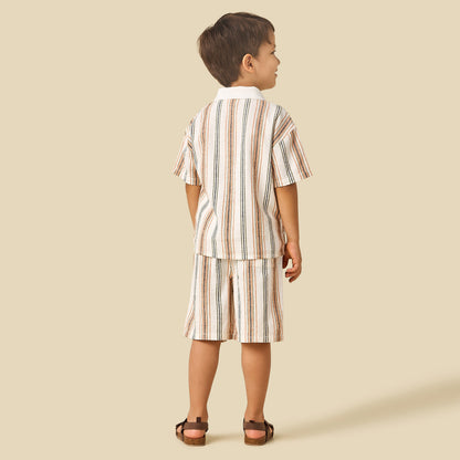 Juniors Collared Short Sleeves Shirt and Shorts Set with Stripes