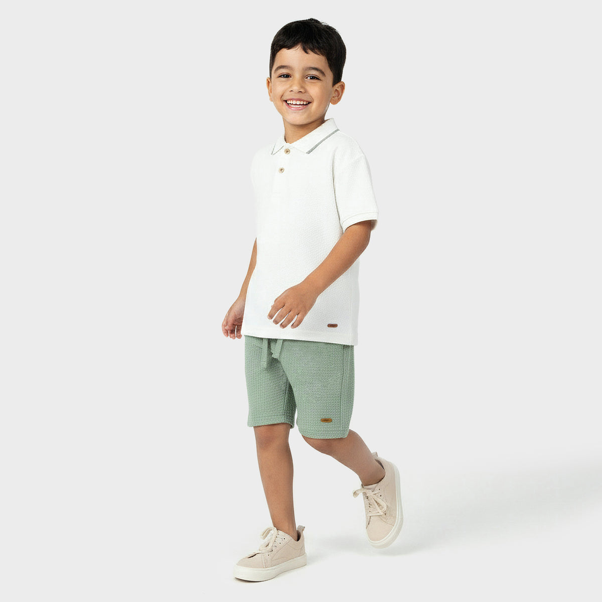Eligo Collared Short Sleeves Polo T-shirt and Shorts Set with Waffle Textured Design