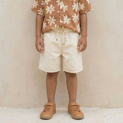 Eligo Collared Short Sleeves Shirt and Shorts Set with Floral Print