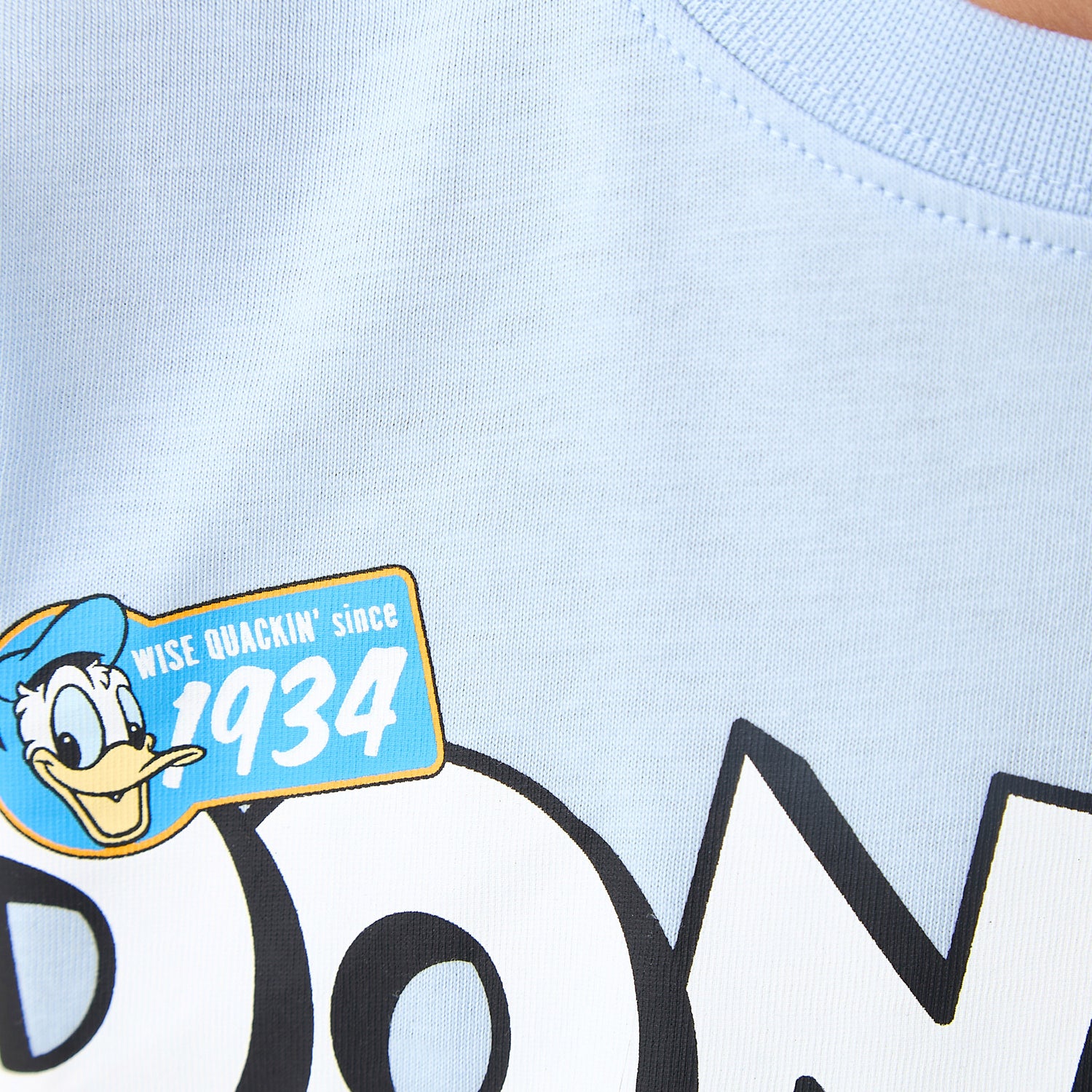 Disney Crew Neck Short Sleeves T-shirt with Donald Duck Print