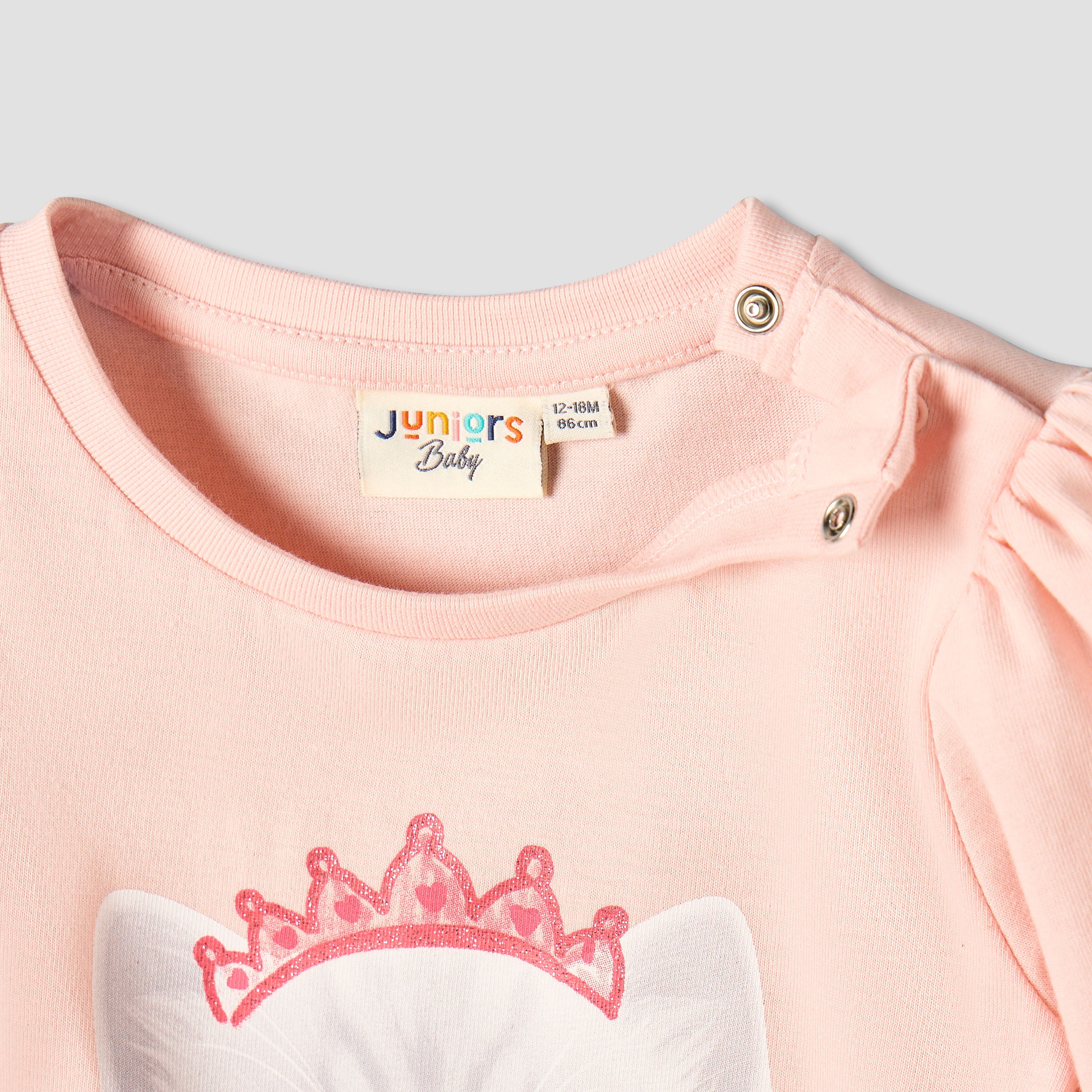 Juniors Crew Neck Long Sleeves T-shirt with Graphic Print