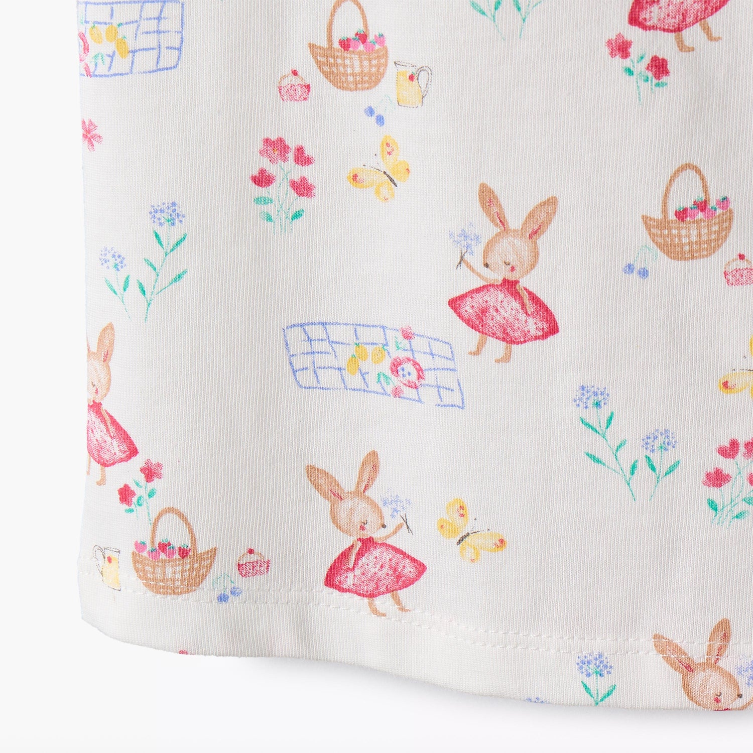 Juniors Round Neck Sleeveless T-shirt with Bunny Print