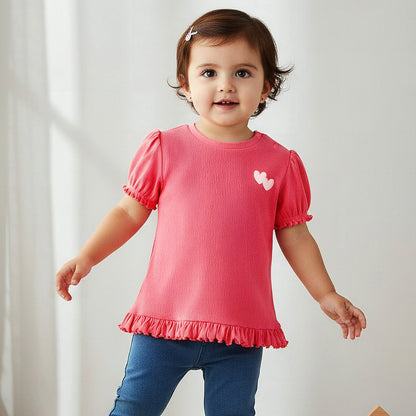 Juniors Round Neck Short Sleeves T-shirt with Heart Applique