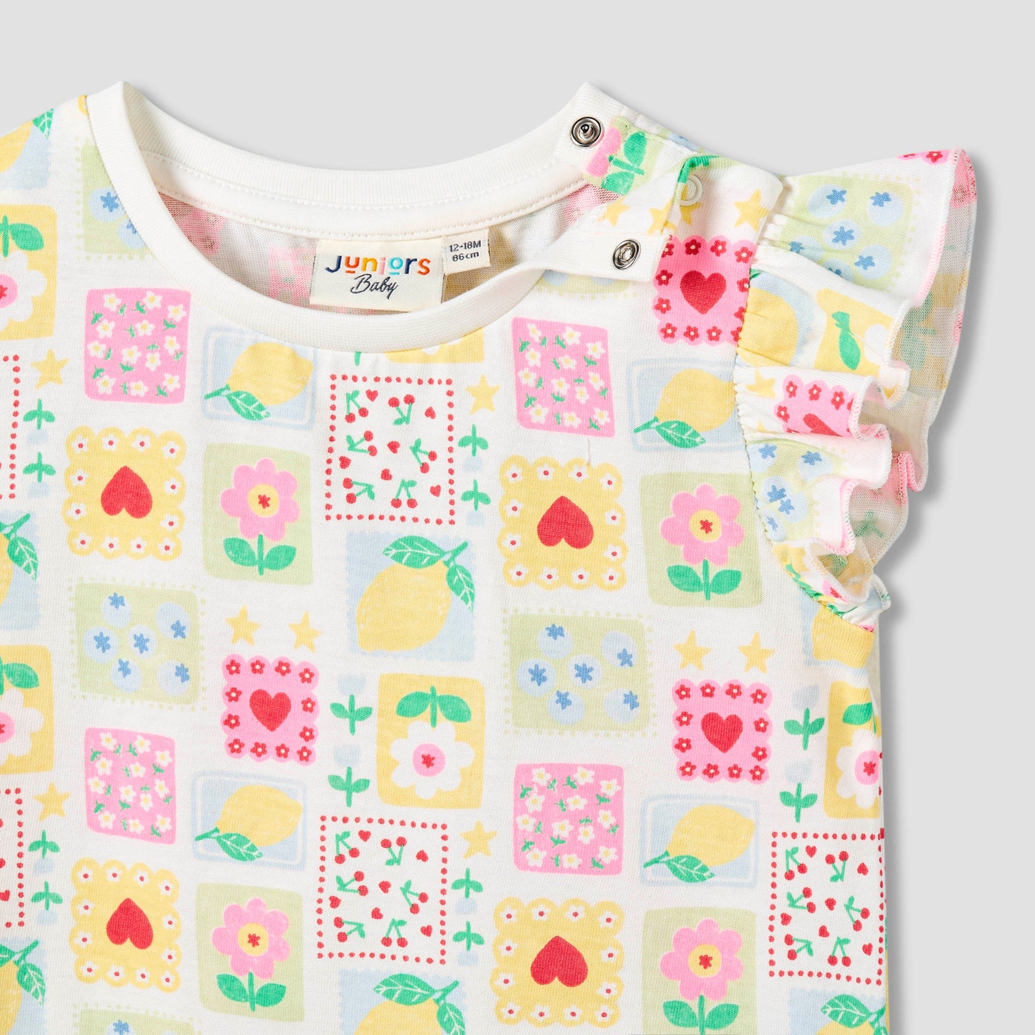 Juniors Crew Neck Short Sleeves T-shirt with Tile Print