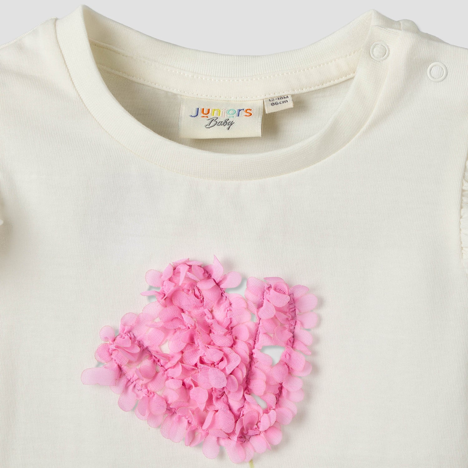 Juniors Round Neck Sleeveless T-shirt with Flower Applique