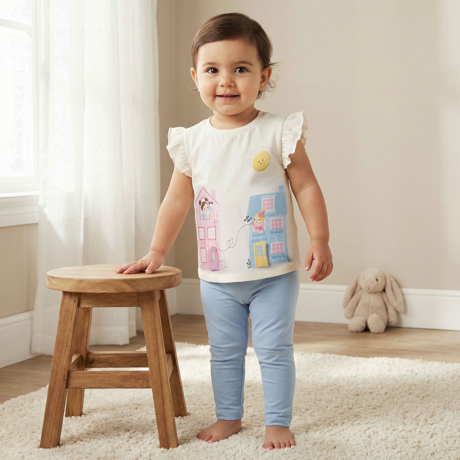 Juniors Crew Neck Cap Sleeves T-shirt with Graphic Print