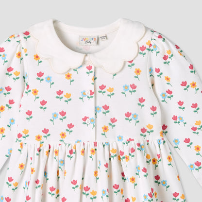 Juniors Scallop Round Neck Long Sleeves Dress with Floral Print