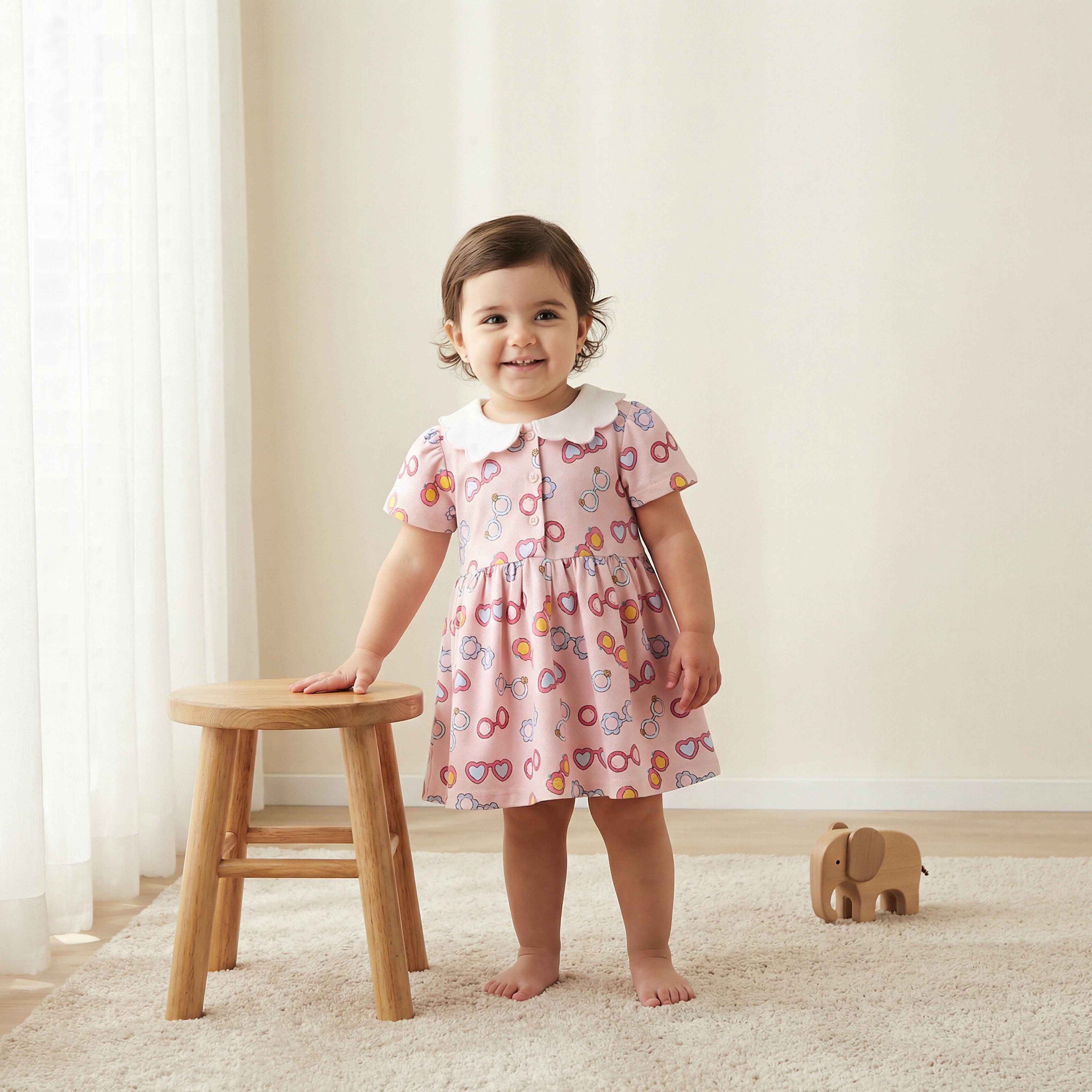 Juniors Peter Pan Collar Short Sleeves A-line Dress with Heart Print