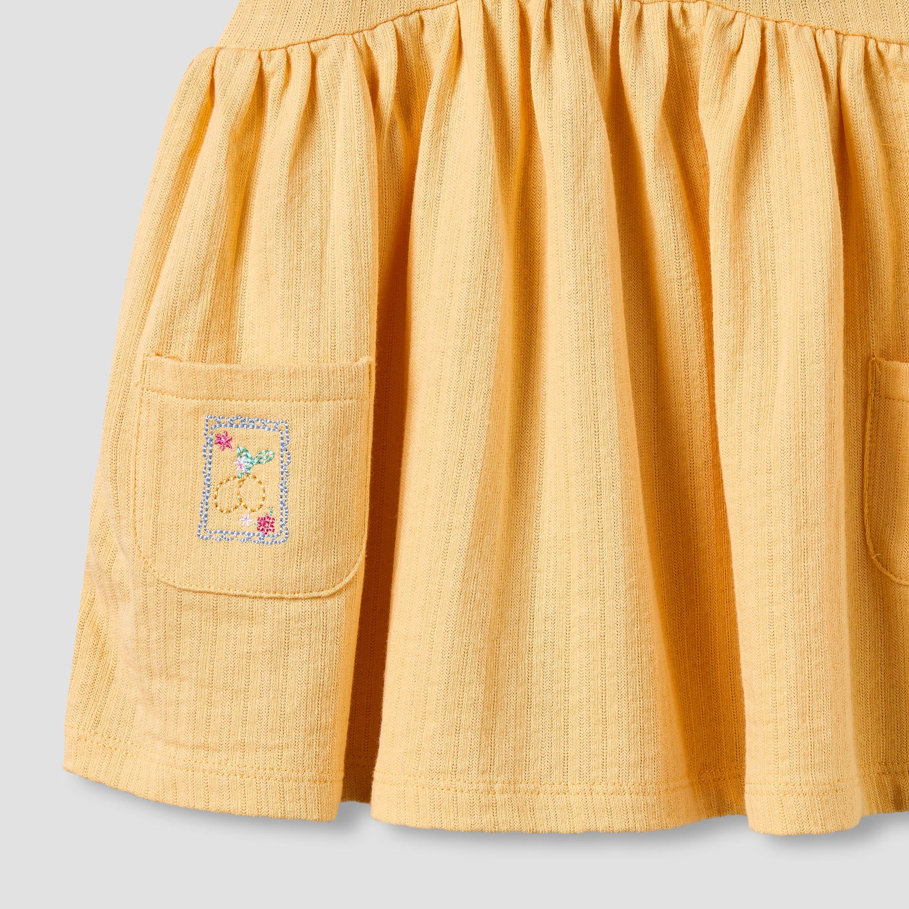 Juniors Round Neck Sleeveless Knee-Length Dress with Embroidery