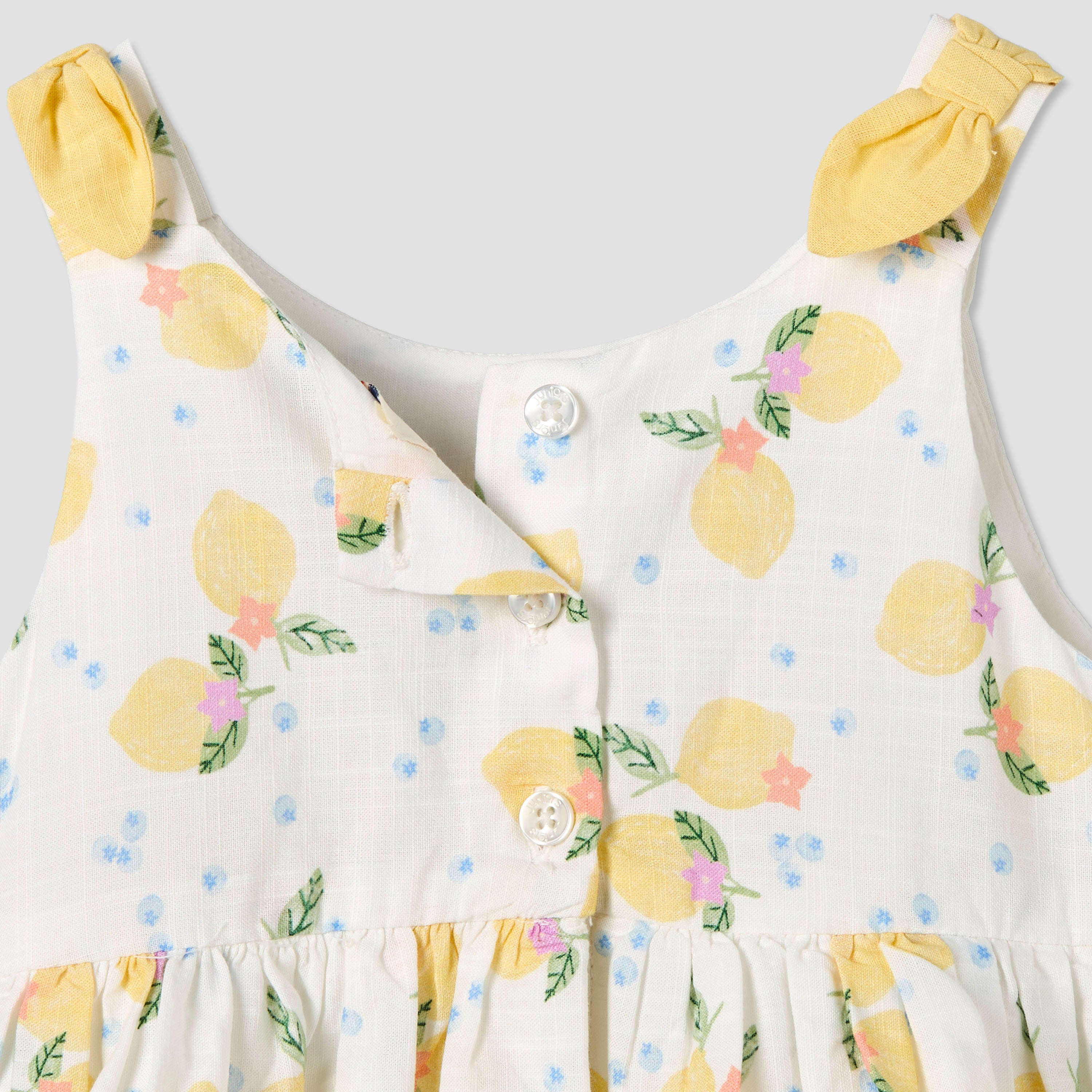 Juniors Round Neck Sleeveless A-line Dress with Lemon Print