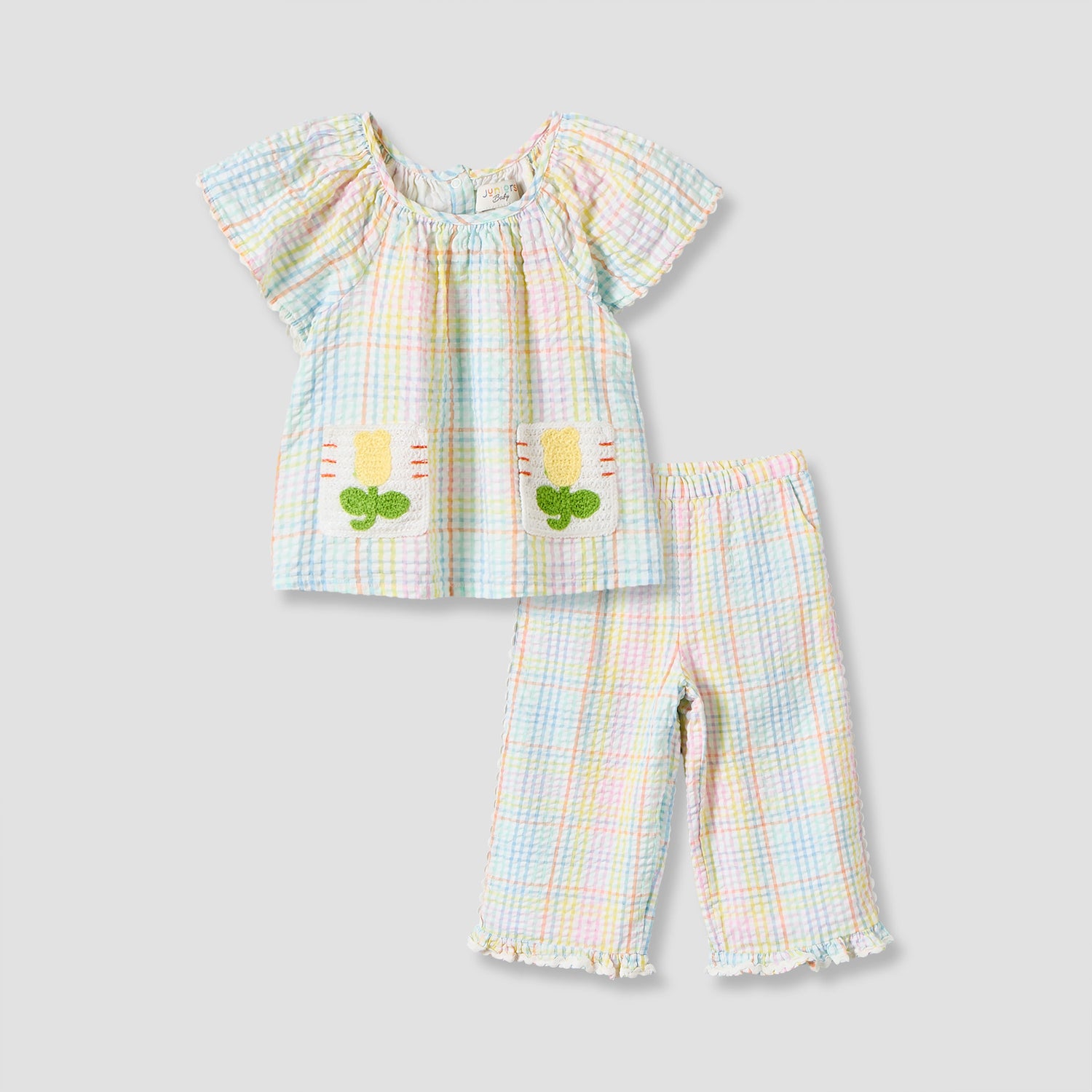 Juniors Round Neck Short Sleeves Top and Pants Set with Floral Applique