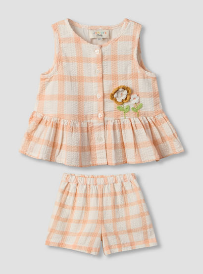 Juniors Round Neck Sleeveless Top and Shorts Set with Floral Applique-baby-girls-clothing-setsandcoords-image-2