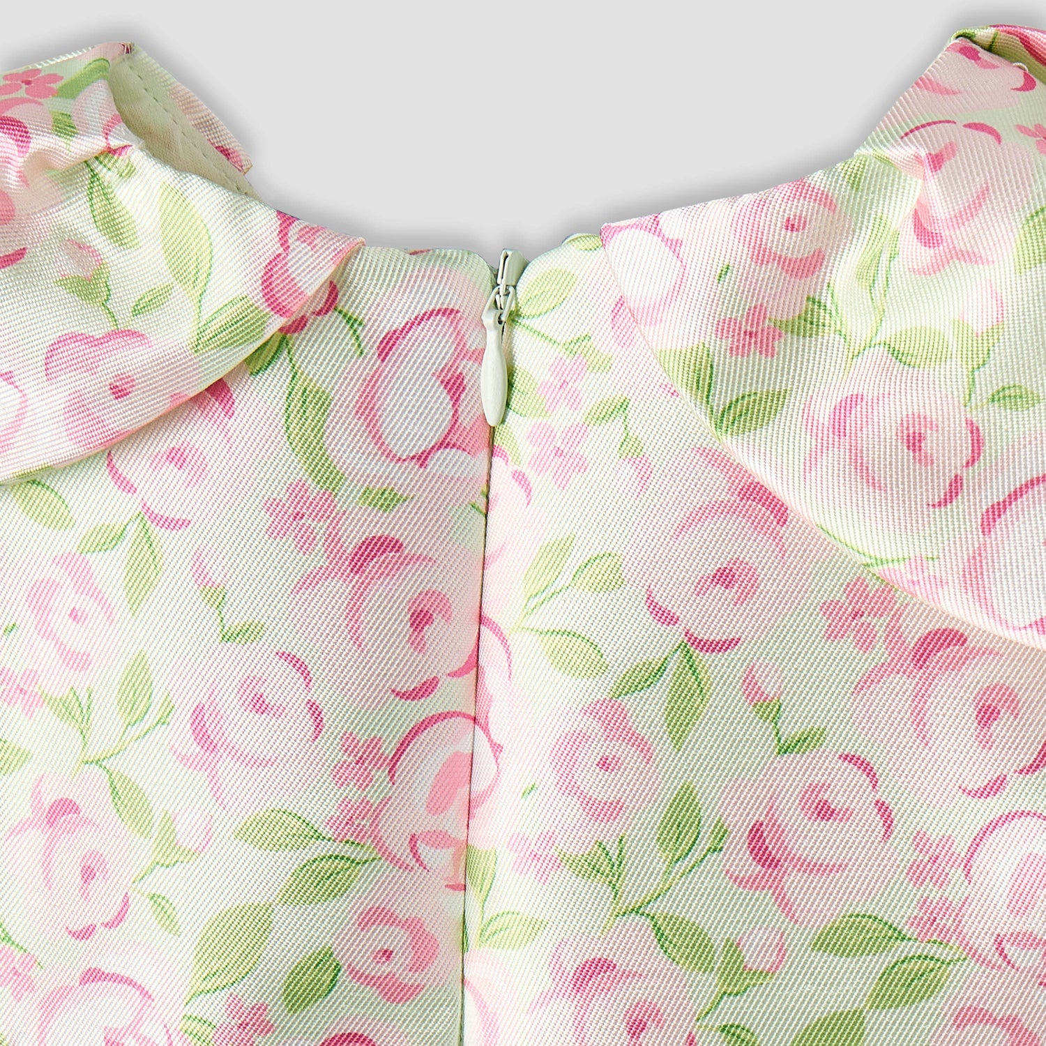 Juniors Round Neck Sleeveless A-line Dress with Floral Print