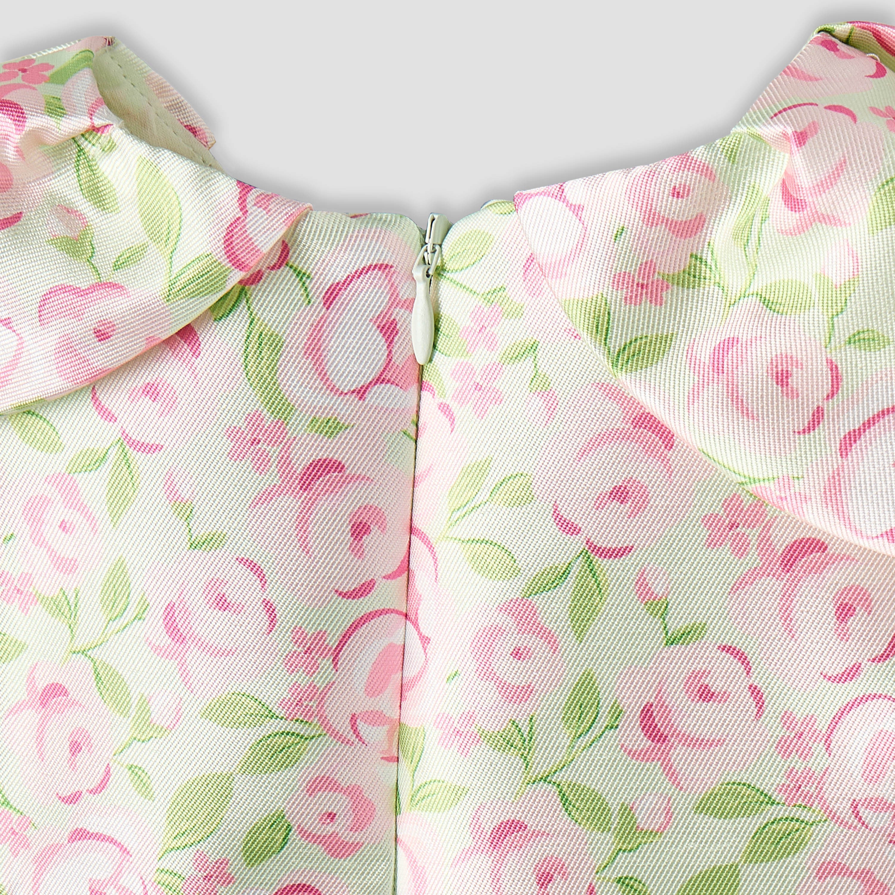 Juniors Round Neck Sleeveless A-line Dress with Floral Print