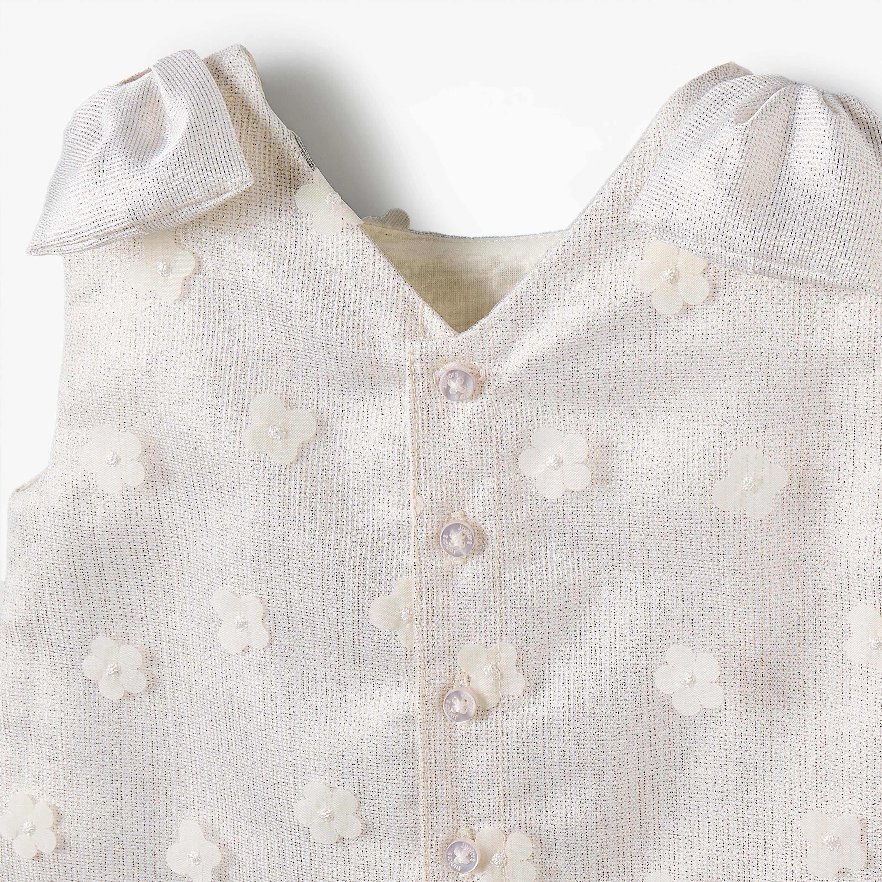 Juniors V-neck Sleeveless Top and Skirt Set with 3D Floral Applique