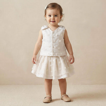 Juniors V-neck Sleeveless Top and Skirt Set with 3D Floral Applique - Cream / 18-24 mths
